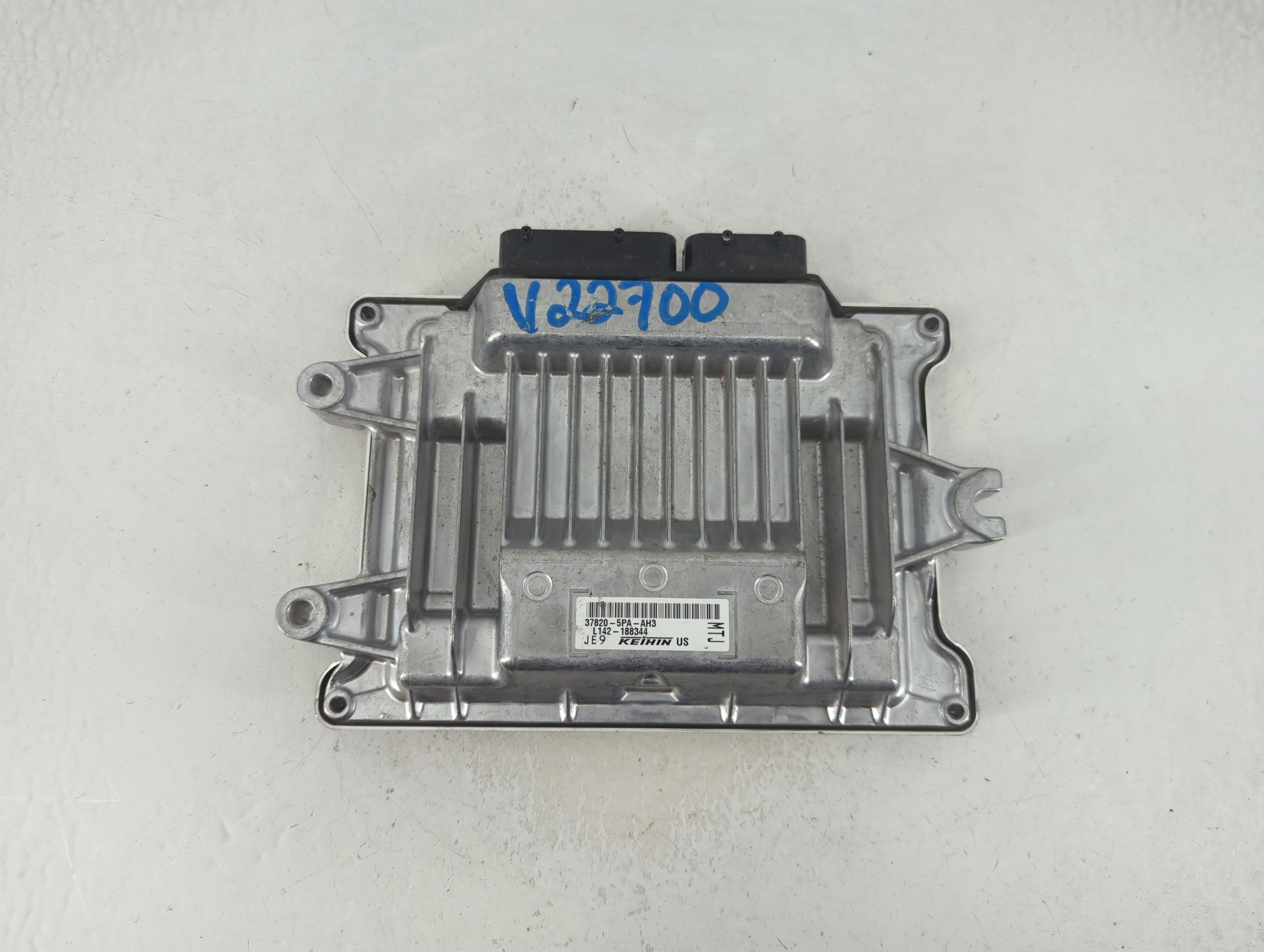 Picture of 2021-2022 Honda Cr-v Engine Control Computer Ecu Pcm Ecm Pcu Oem 1188597
