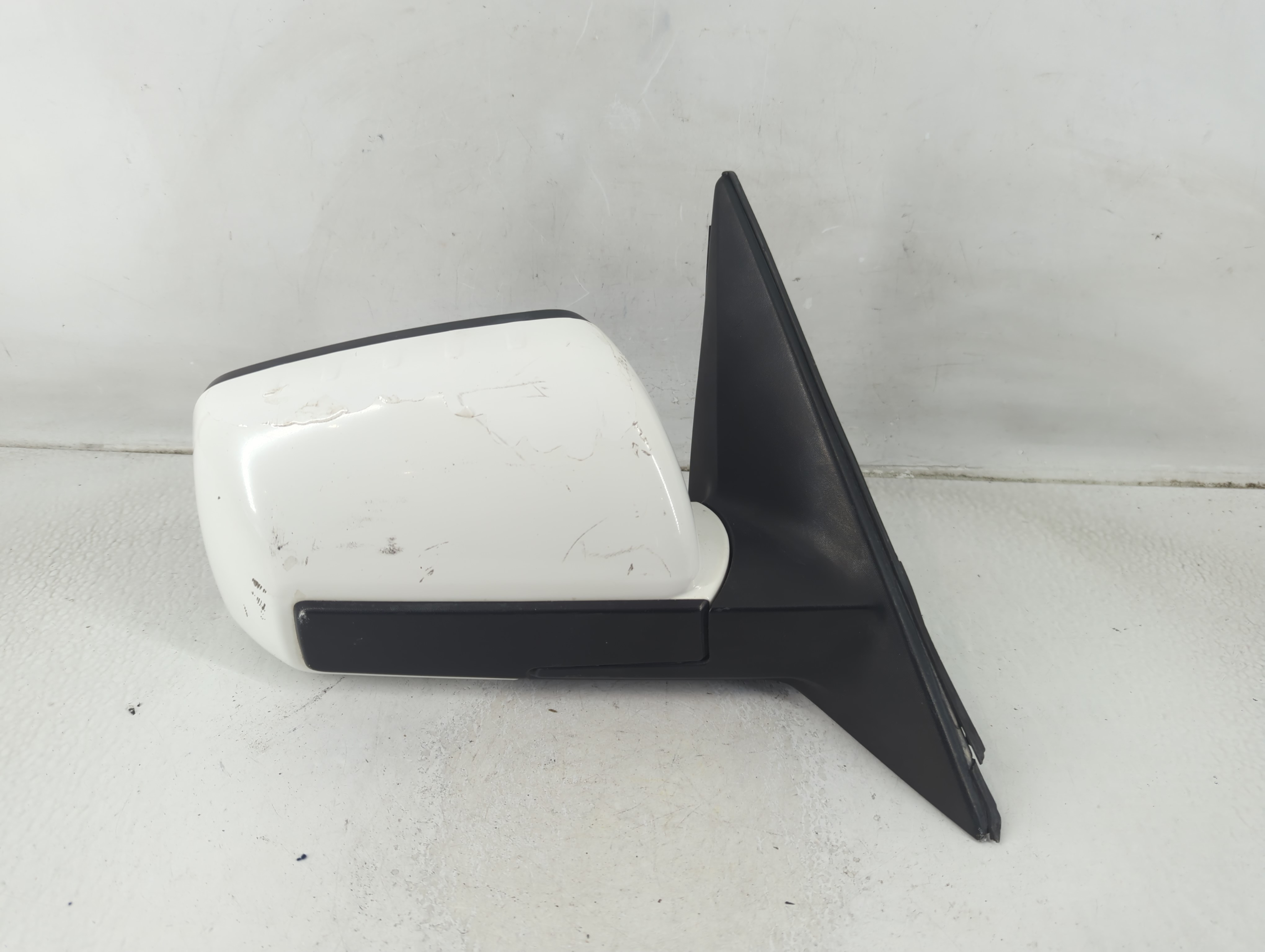 Picture of 2010-2013 Kia Soul Driver Left Side View Power Door Mirror White 1188616
