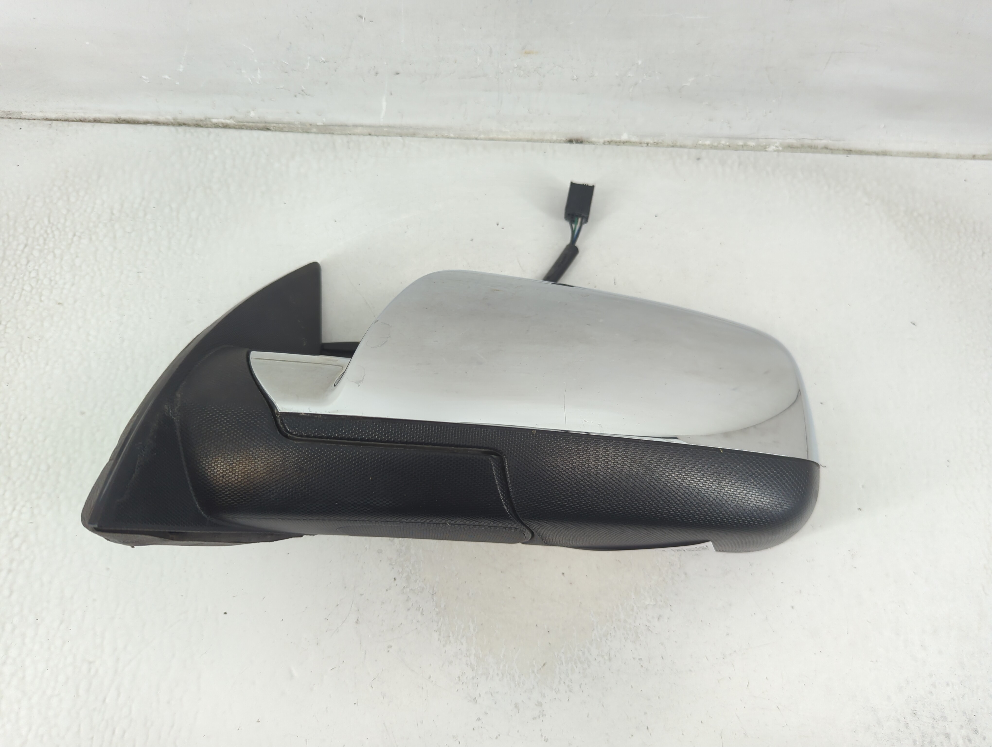 Picture of 2011-2014 Gmc Terrain Driver Left Side View Manual Door Mirror Chrome 1188624