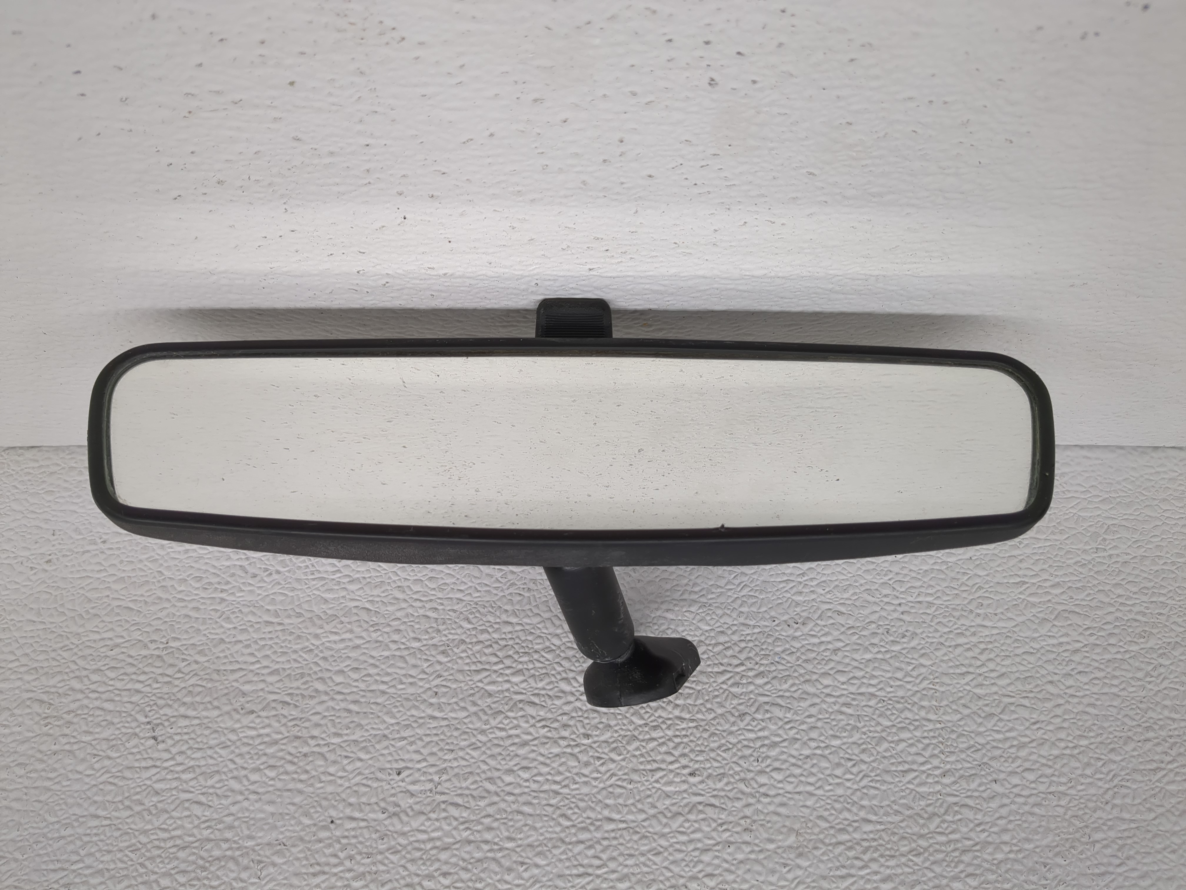 2017-2022 Kia Forte Interior Rear View Mirror Oem 1188640 - Oemusedautoparts1.com