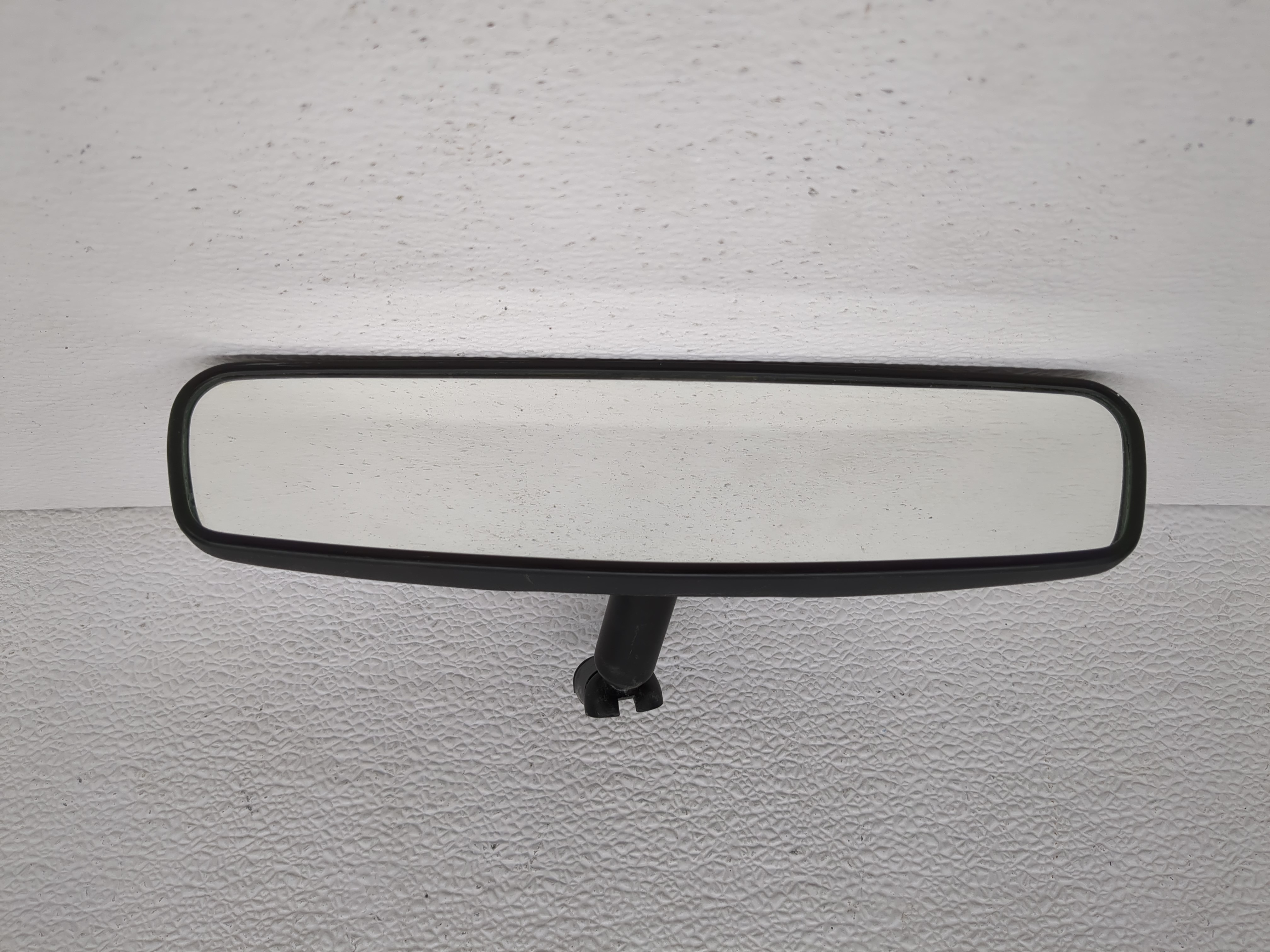 2017-2019 Ford Explorer Interior Rear View Mirror Oem 1188668 - Oemusedautoparts1.com