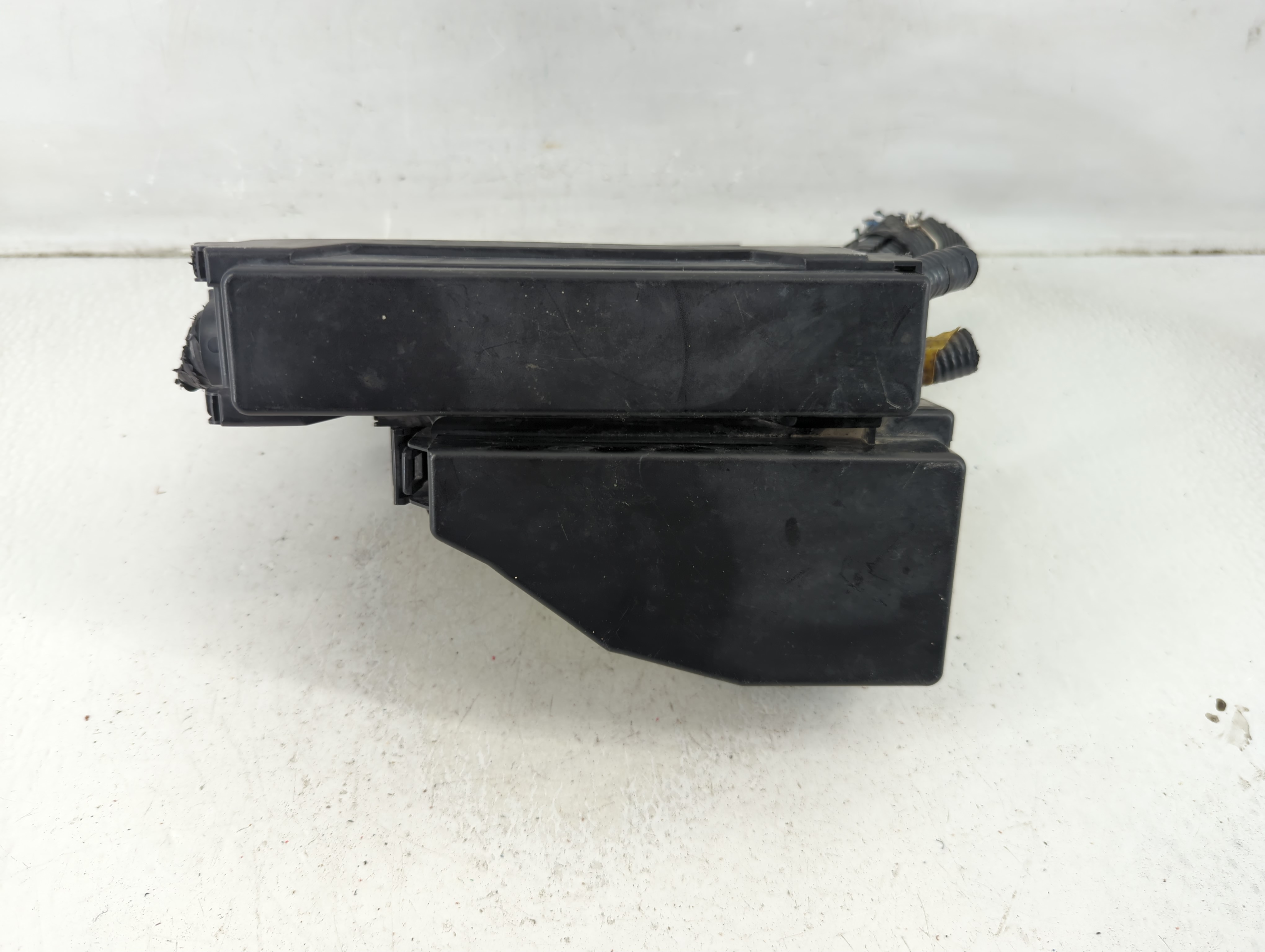 2015-2020 Infiniti Qx60 Fusebox Fuse Box Relay Module 5377 1188719 - Oemusedautoparts1.com