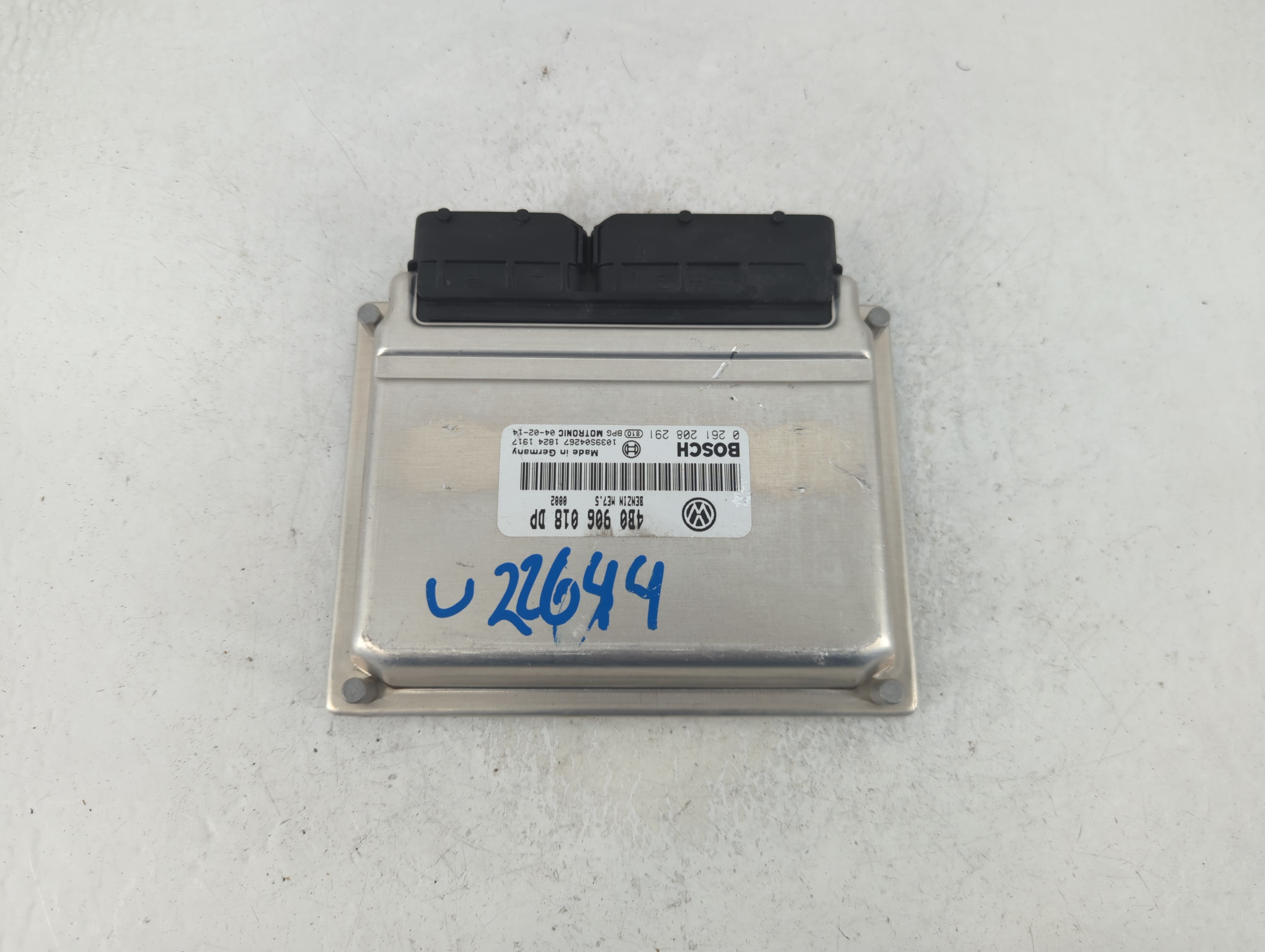 Picture of 2004-2005 Volkswagen Passat Engine Control Computer Ecu Pcm Ecm Pcu Oem 1188721