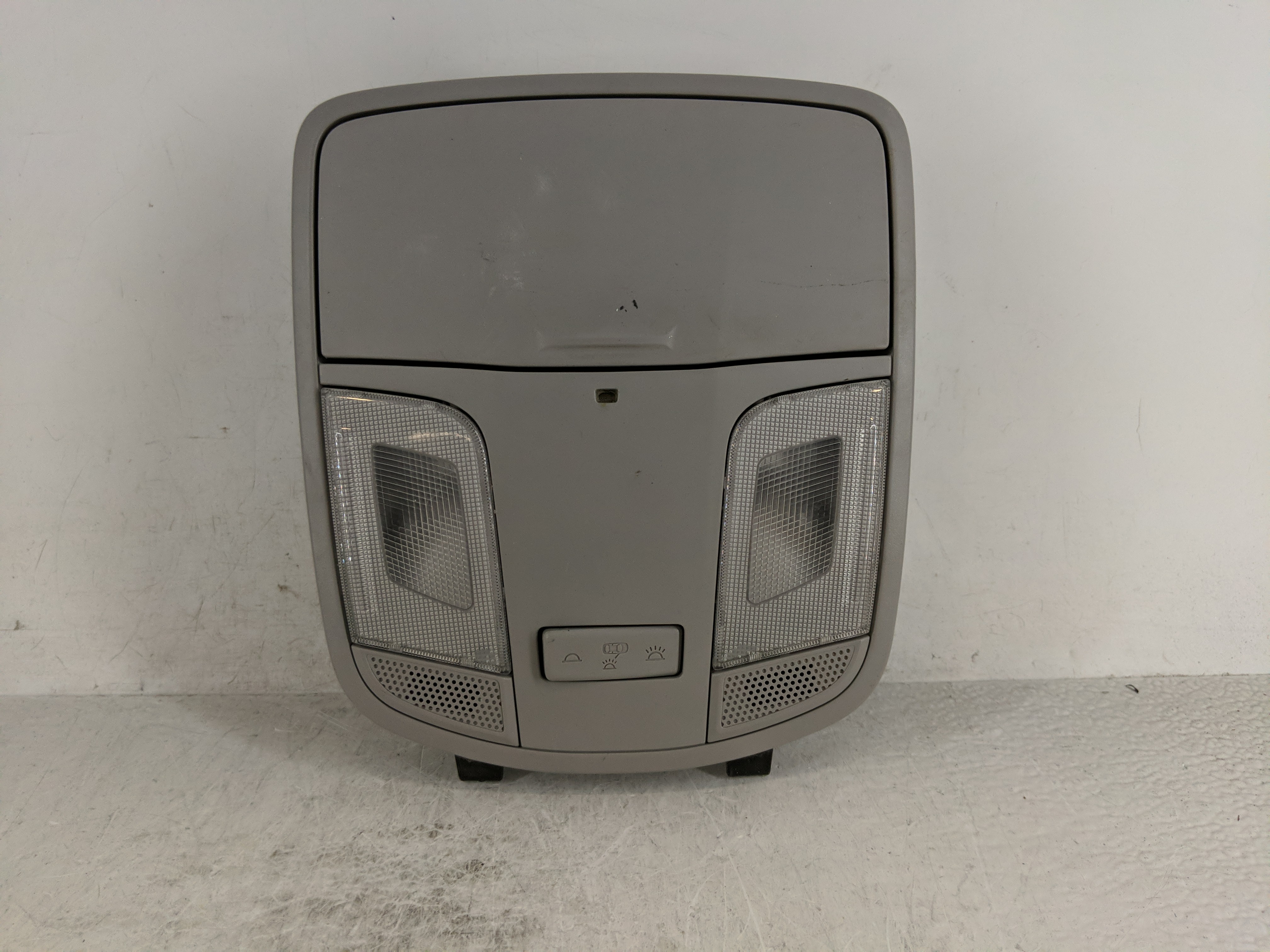 2017 Hyundai Sonata Overhead Roof Console 1188740 - Oemusedautoparts1.com