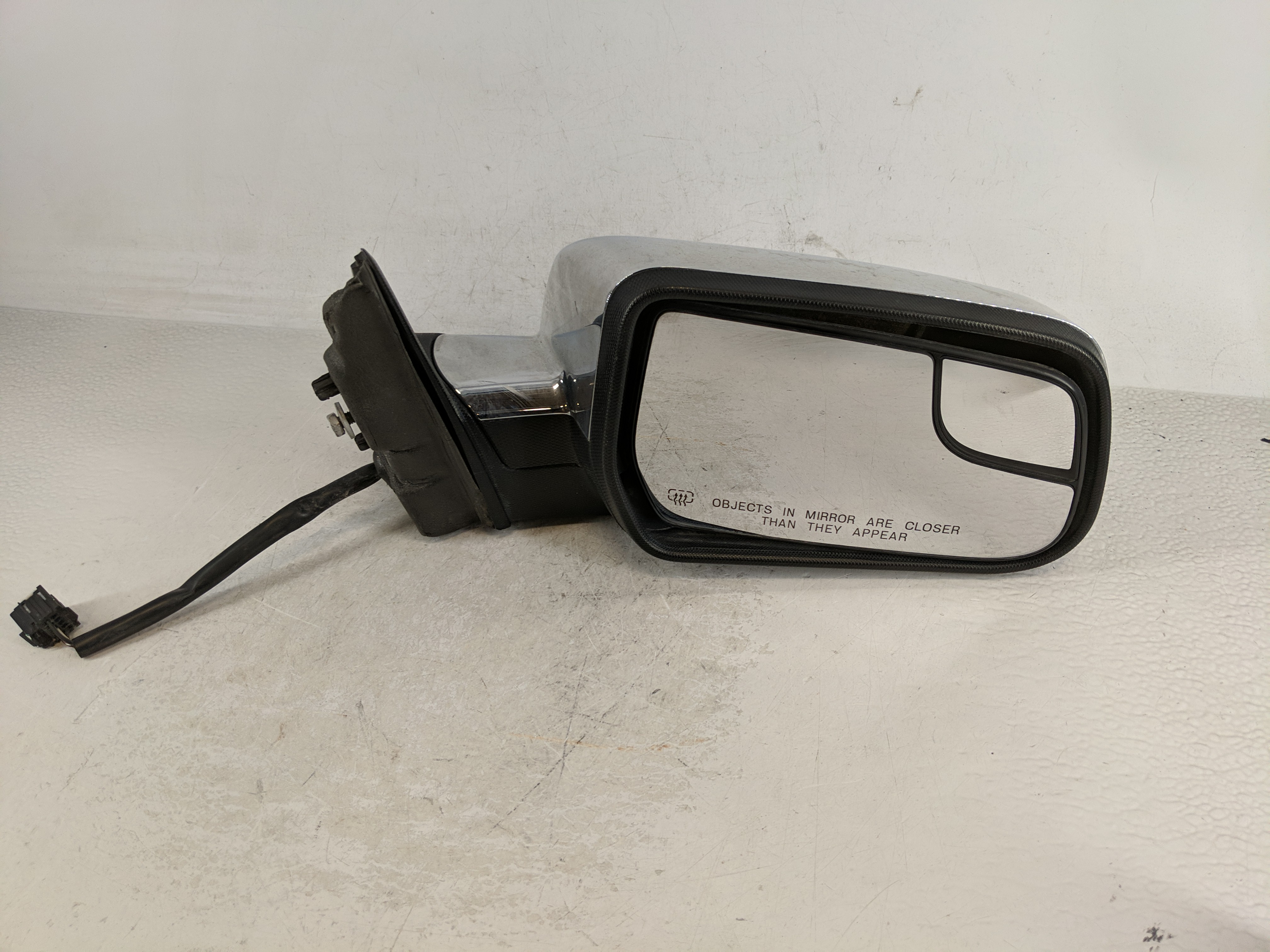 Picture of 2011-2014 Gmc Terrain Driver Left Side View Manual Door Mirror Chrome 1188751