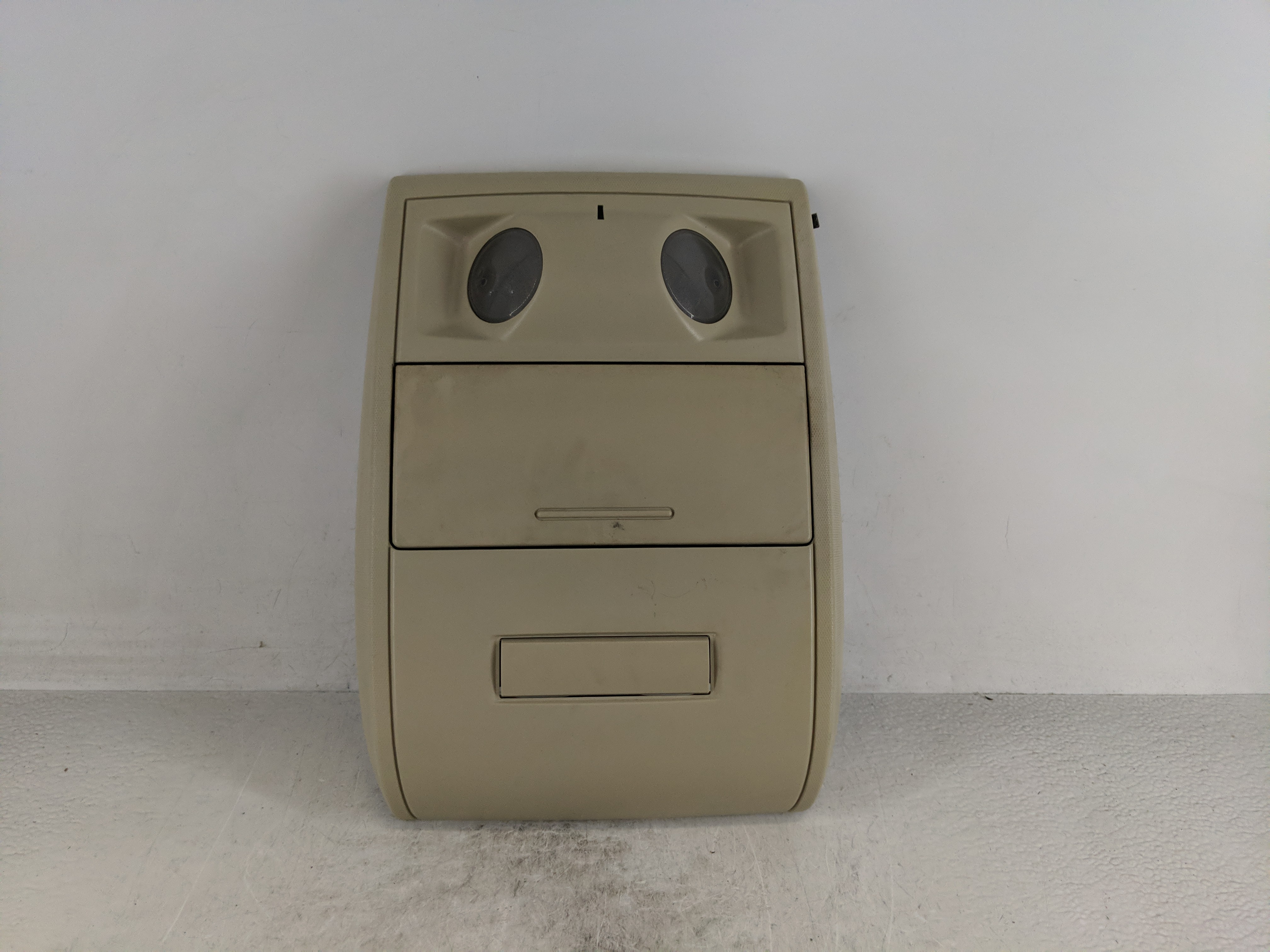 2013 Dodge Caravan Overhead Roof Console 1188789 - Oemusedautoparts1.com