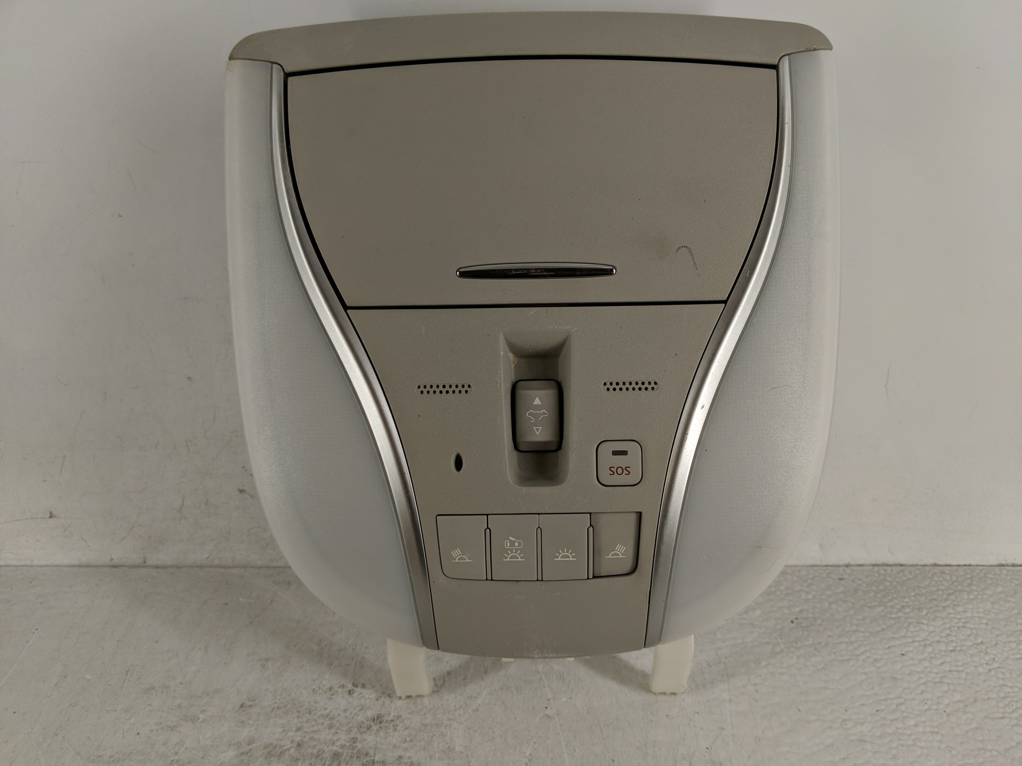 2017 Infiniti Qx60 Overhead Roof Console 1188824 - Oemusedautoparts1.com