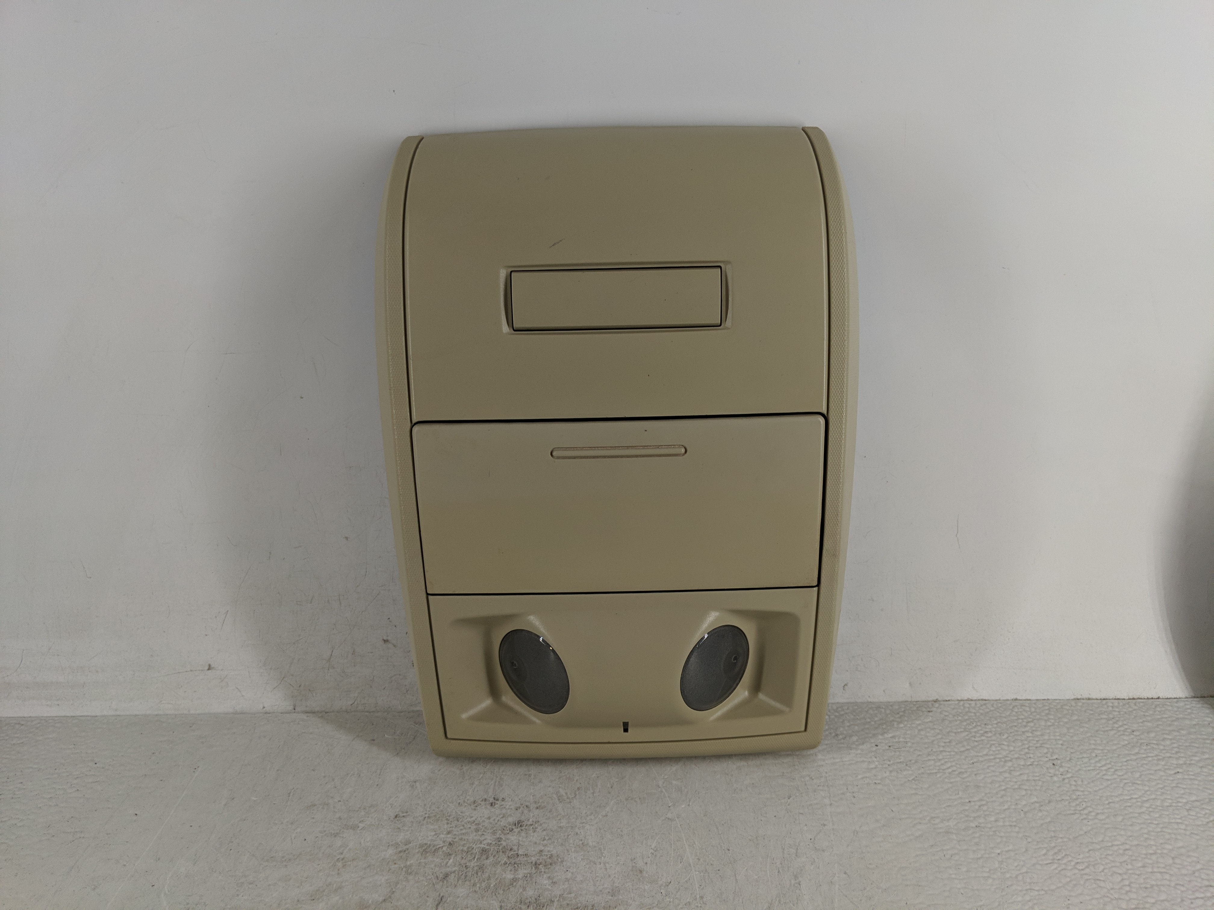 2014 Dodge Caravan Overhead Roof Console 1188825 - Oemusedautoparts1.com