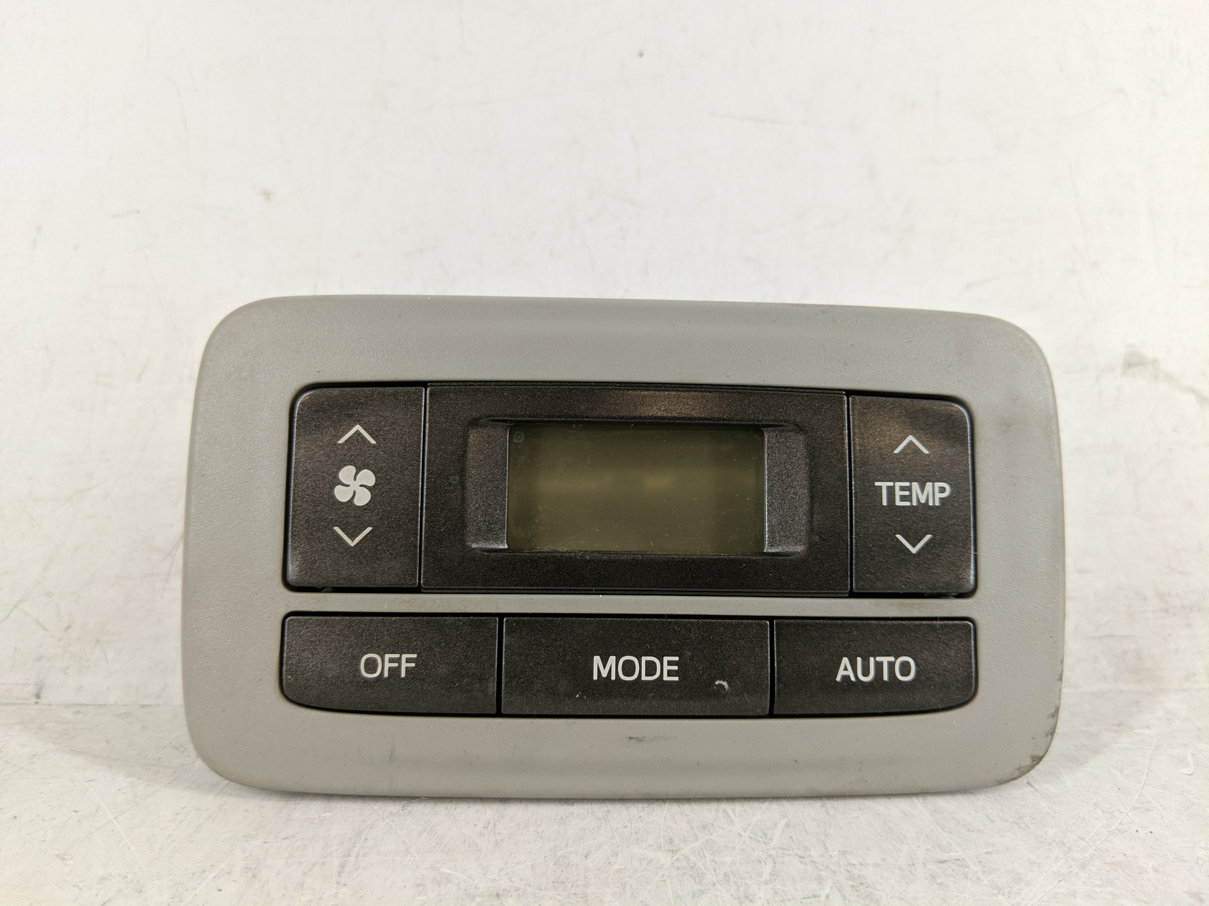 Picture of 2011-2014 Toyota Sienna Ac Heater Climate Control 75d875 1188851