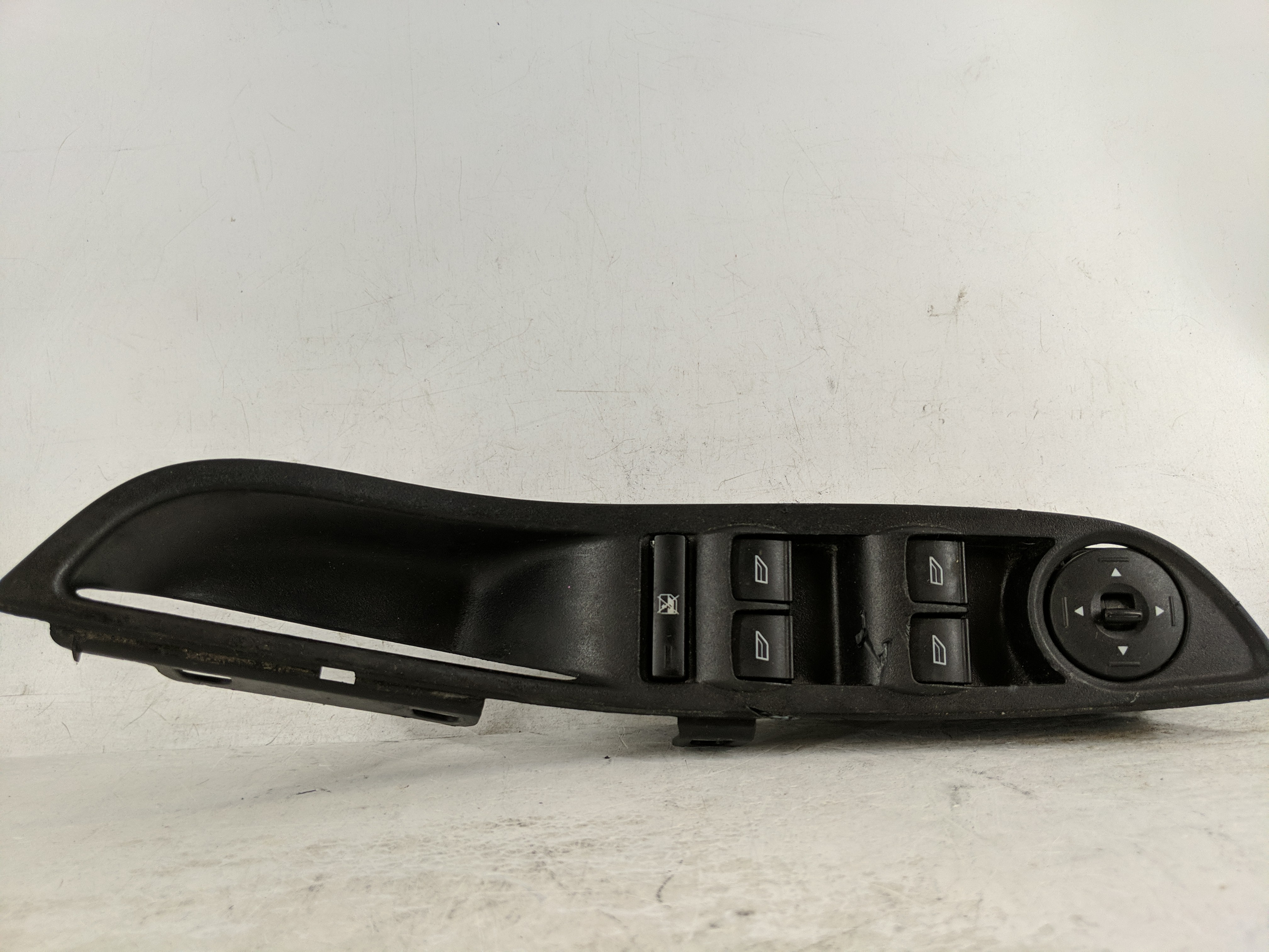 Picture of 2012-2018 Ford Focus Driver Left Door Master Power Window Switch 1188877