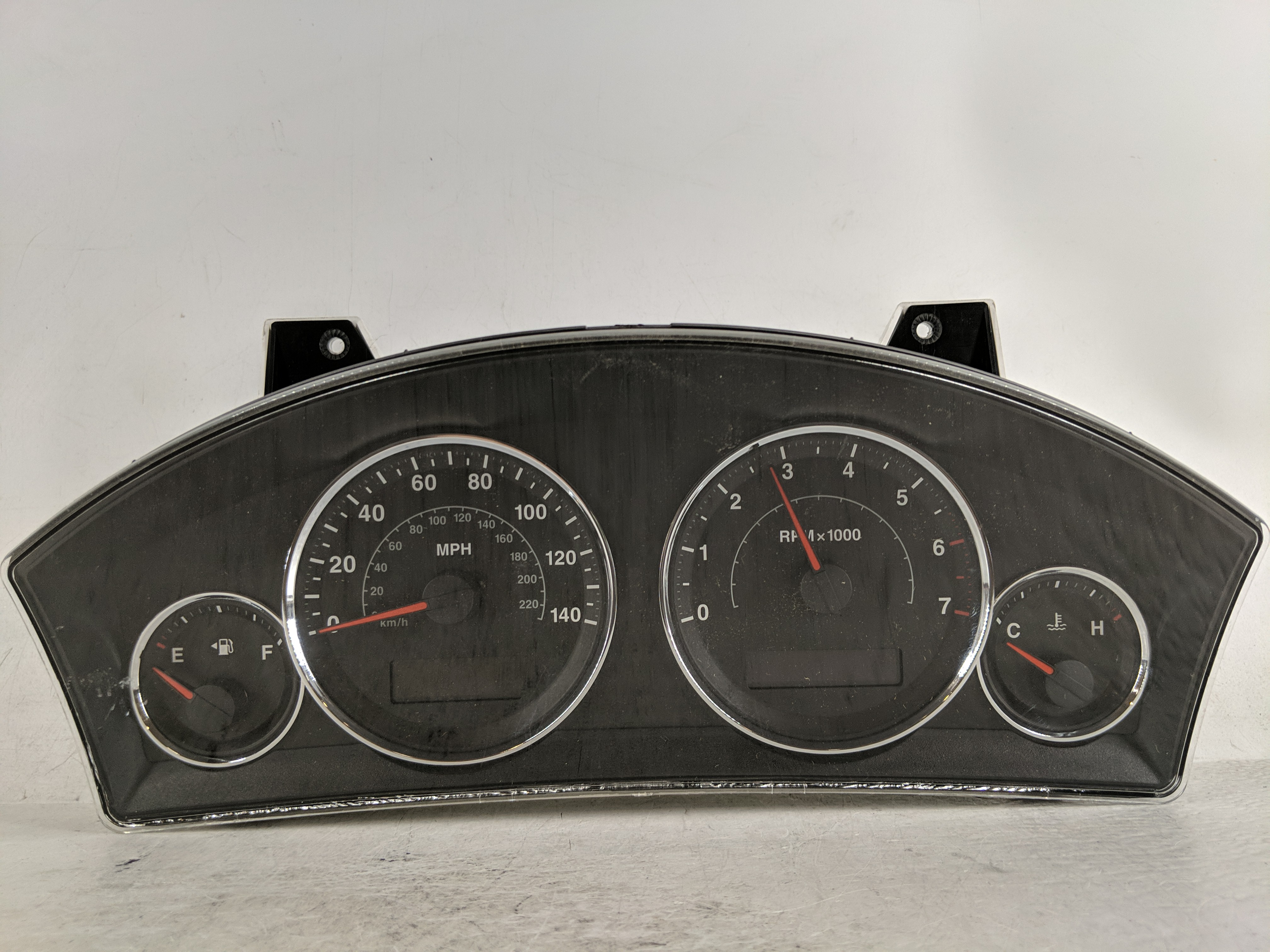 2009-2010 Jeep Grand Cherokee Speedometer Instrument Cluster Gauges 1188905 - Oemusedautoparts1.com