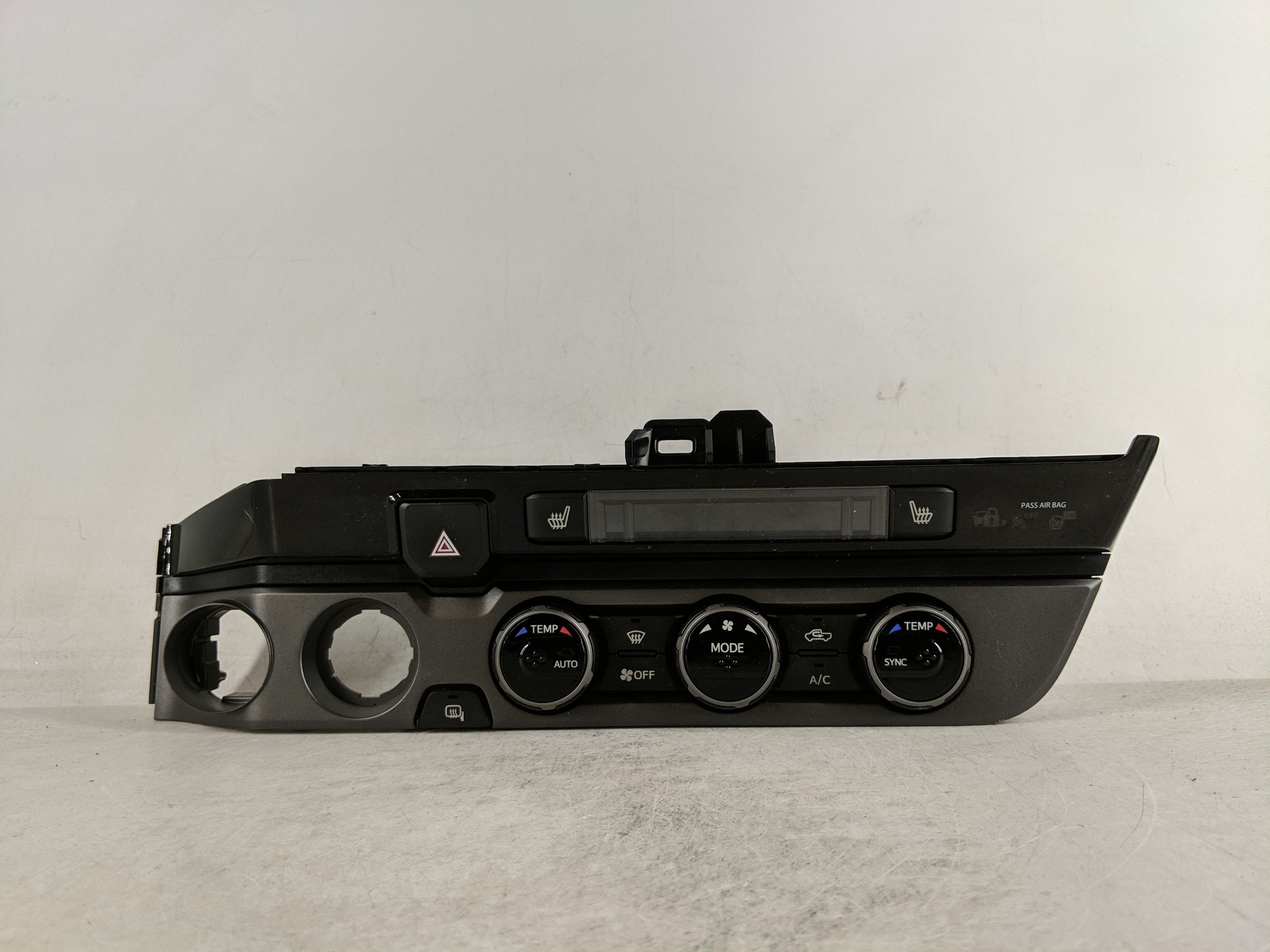 Picture of 2016-2020 Toyota Tacoma Ac Heater Roof Climate Control 1188921