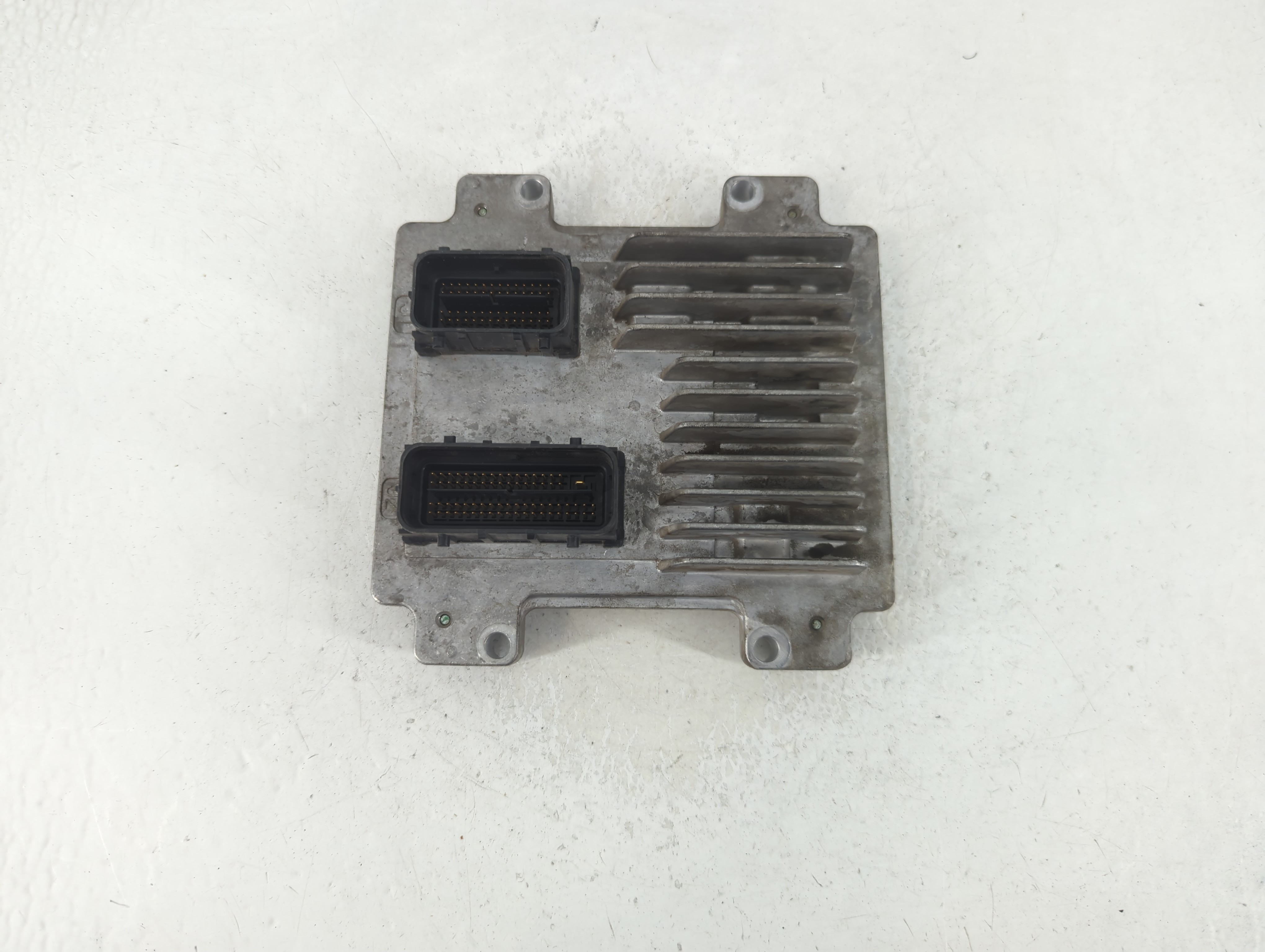 Picture of 2012-2012 Chevrolet Sonic Engine Control Computer Ecu Pcm Ecm Pcu Oem 1188926