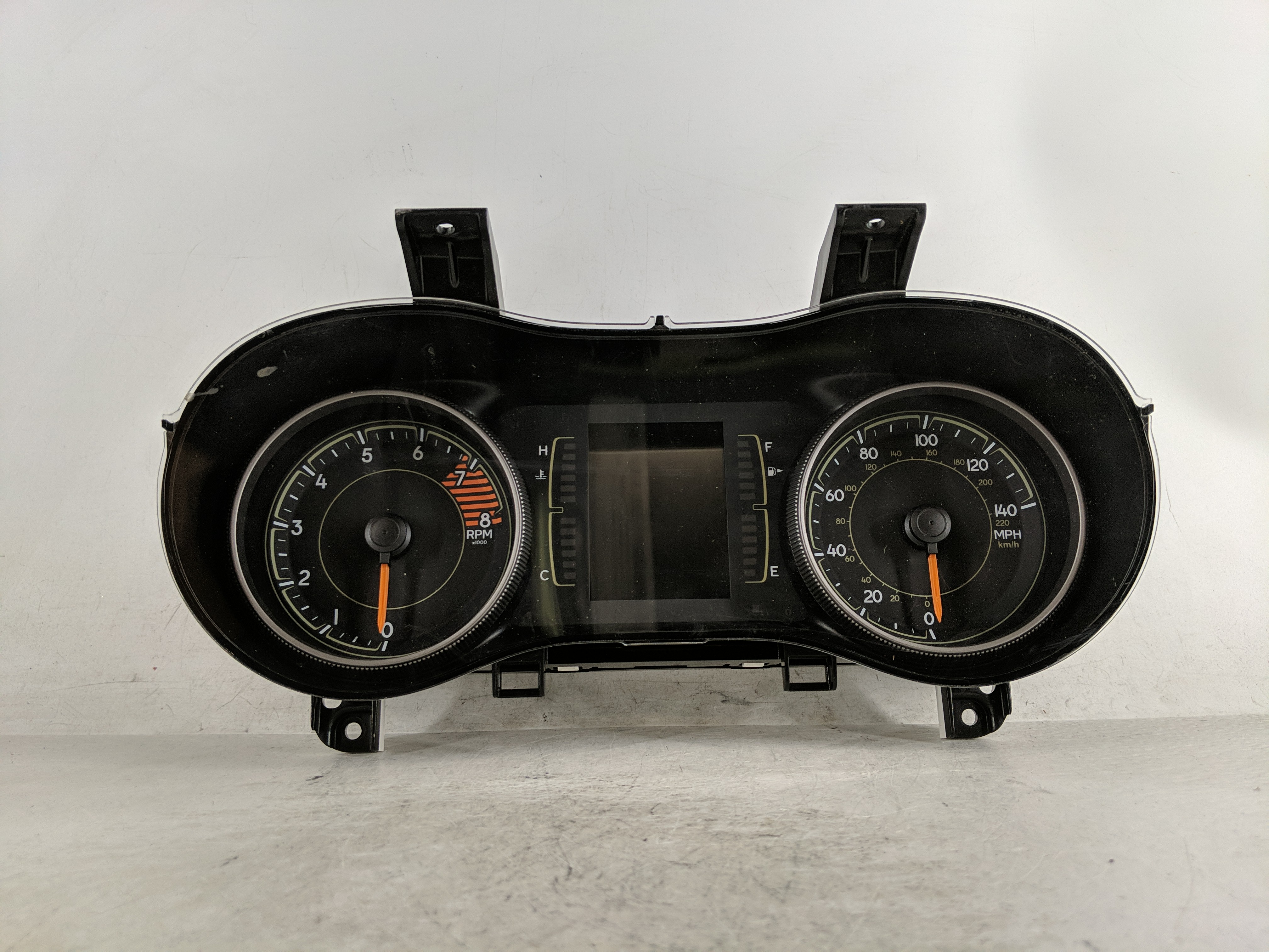 2017-2018 Jeep Cherokee Speedometer Instrument Cluster Gauges 1188970 - Oemusedautoparts1.com