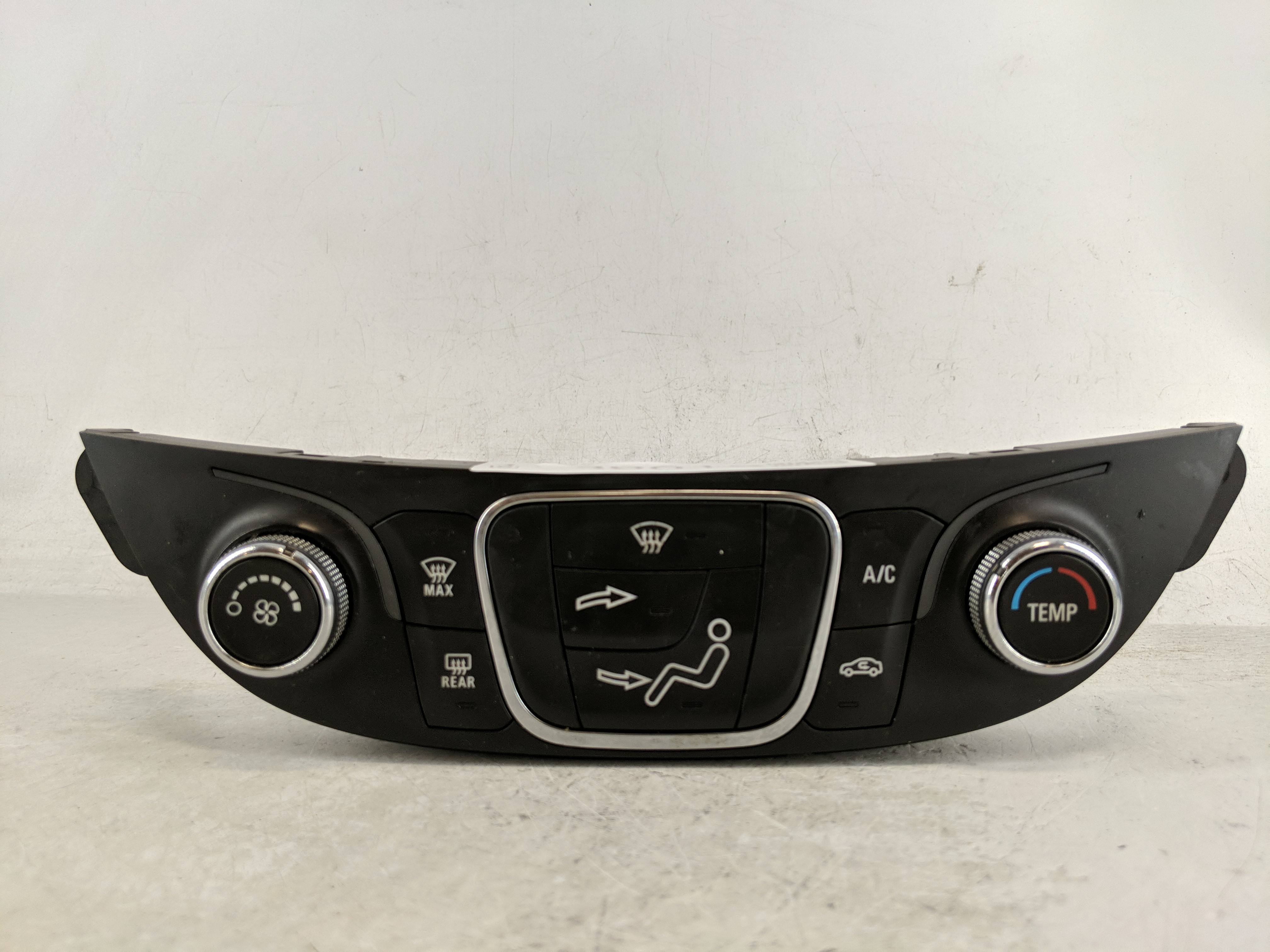 2019-2021 Chevrolet Malibu Ac Heater Climate Control 1189013 - Oemusedautoparts1.com