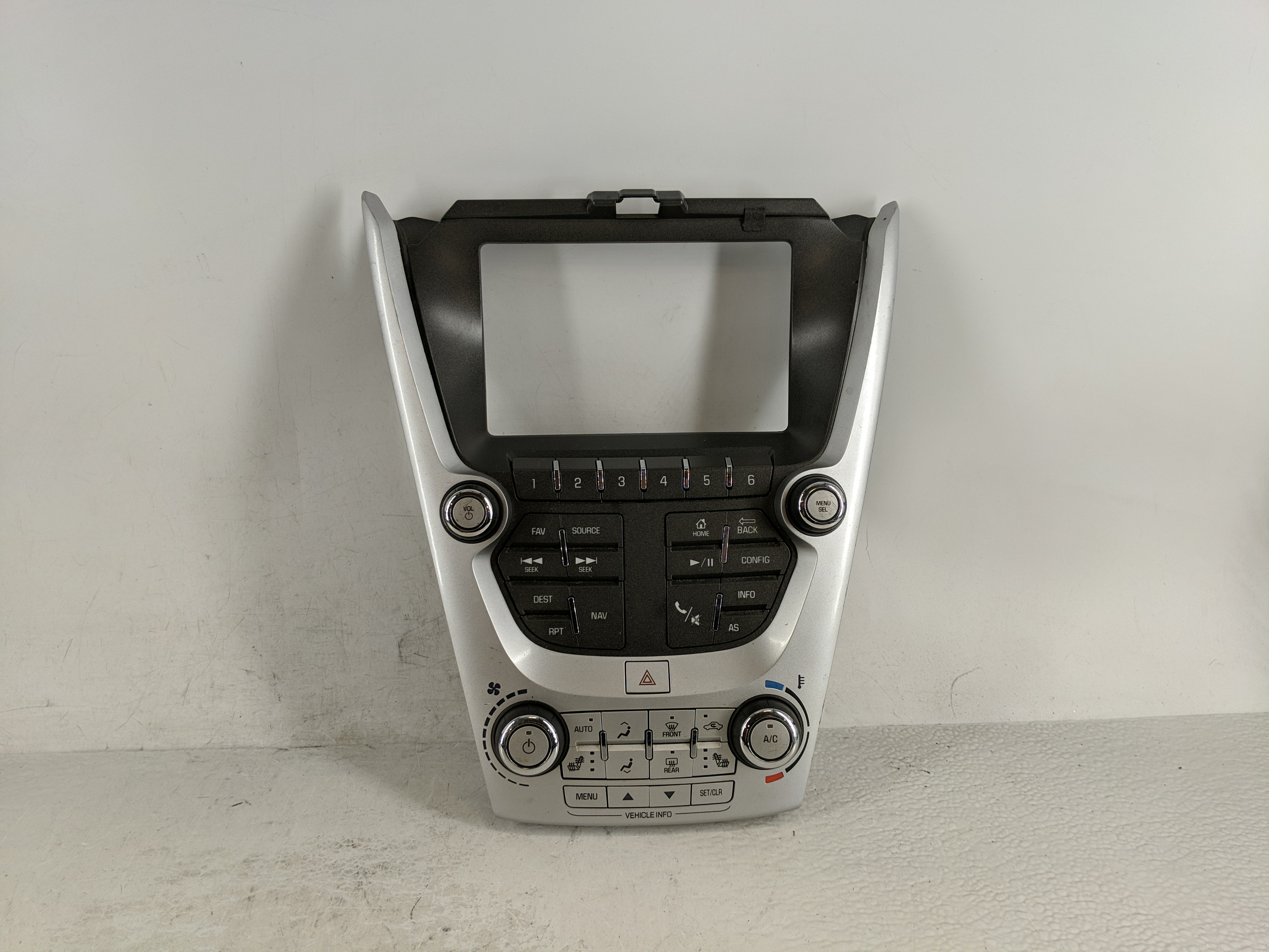 Picture of 2016-2017 Gmc Terrain Am Fm Cd Player Radio Receiver 1189058