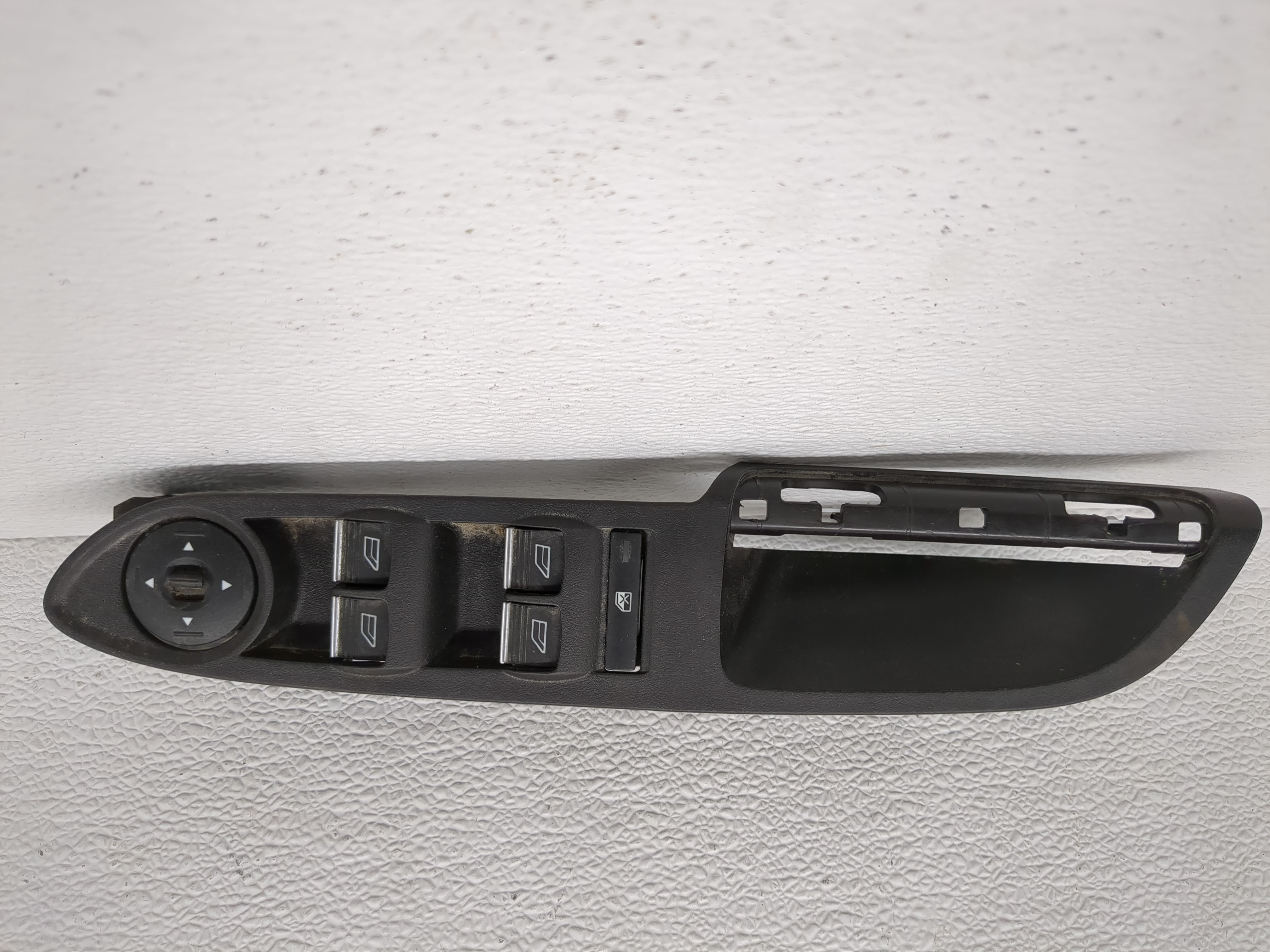 2013-2019 Ford Escape Driver Left Door Master Power Window Switch 1189086 - Oemusedautoparts1.com