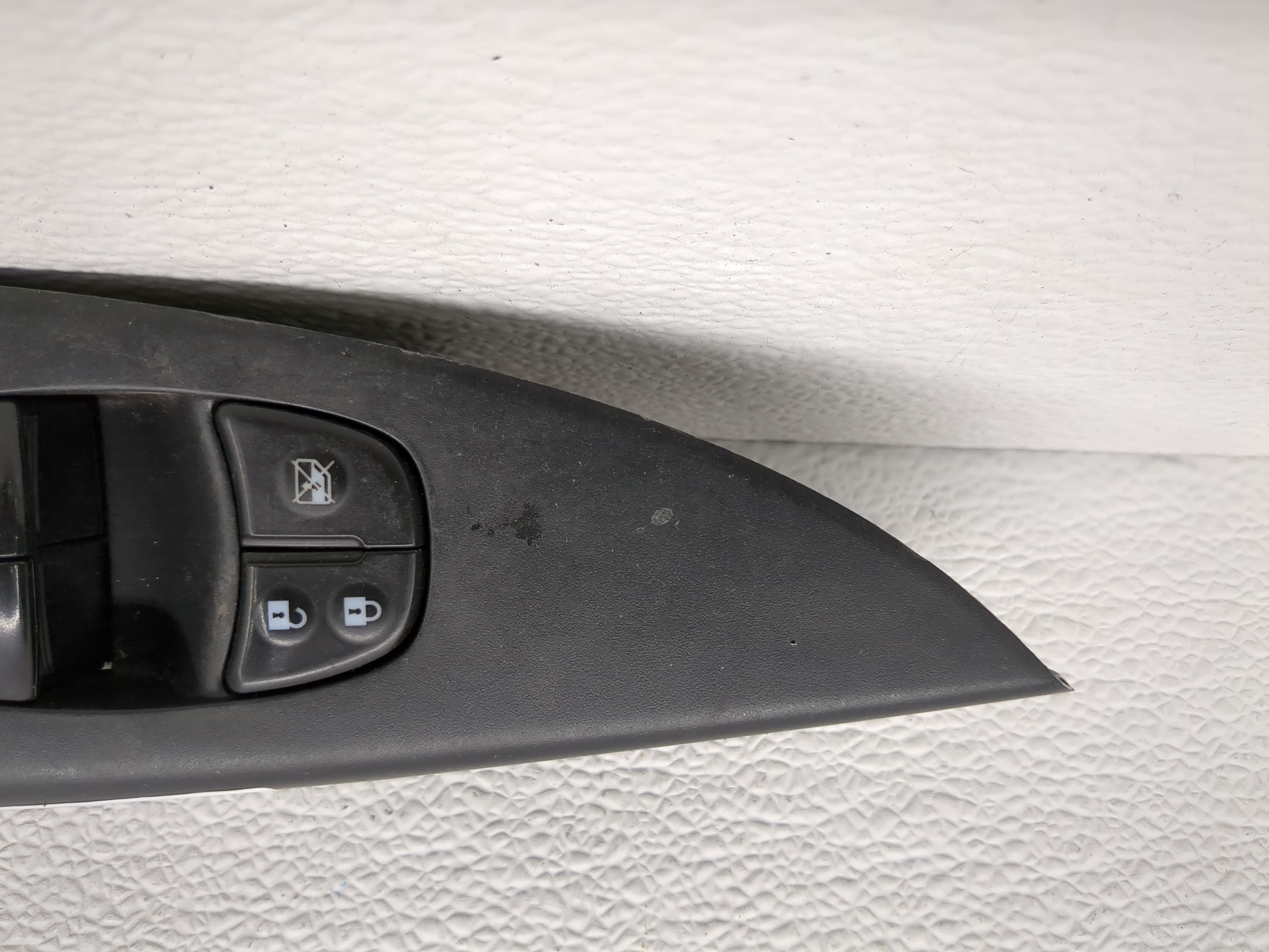 Picture of 2013-2019 Nissan Sentra Driver Left Door Master Power Window Switch 1189091