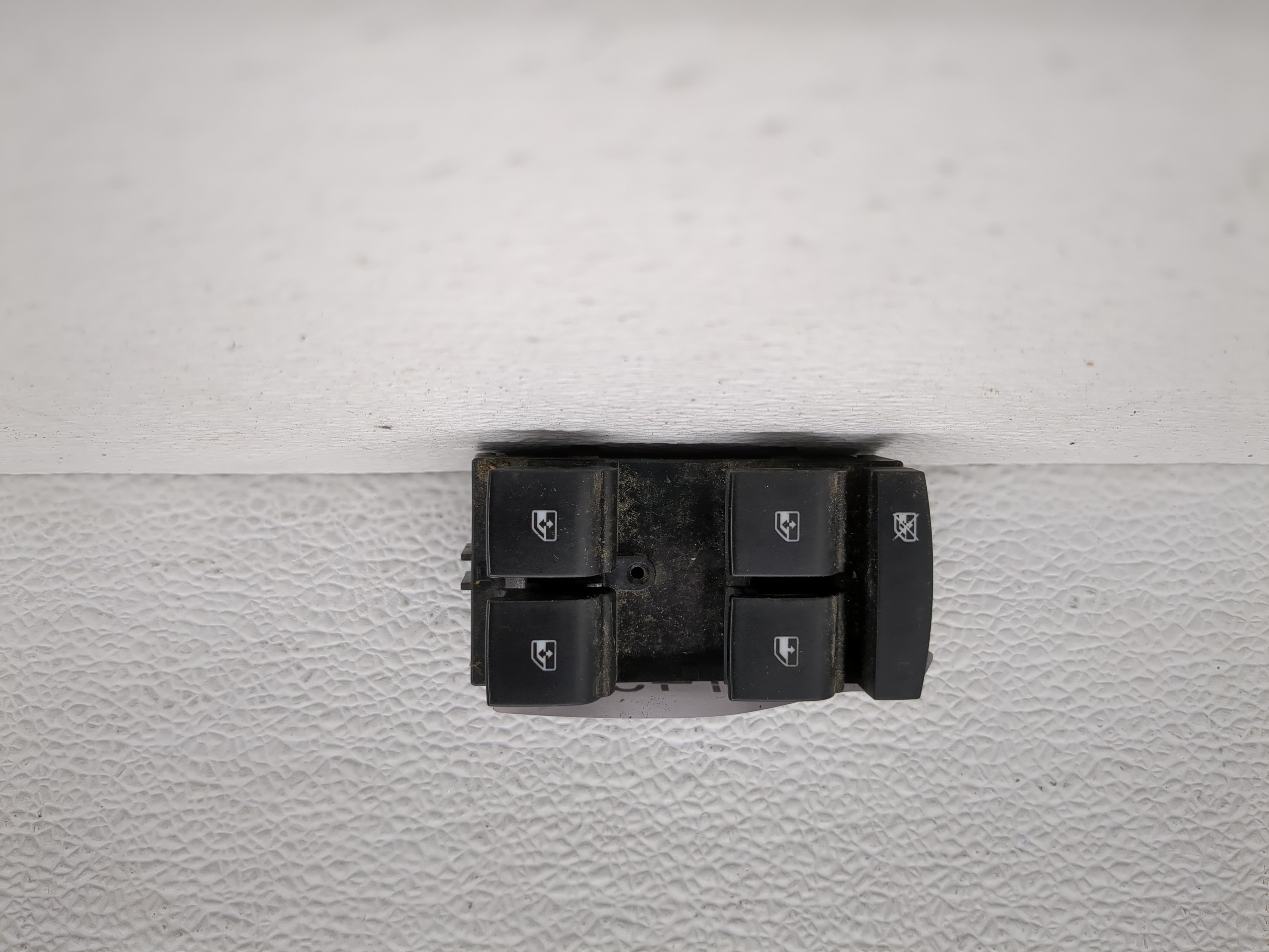 Picture of 2016-2019 Chevrolet Cruze Driver Left Door Master Power Window Switch 1189149