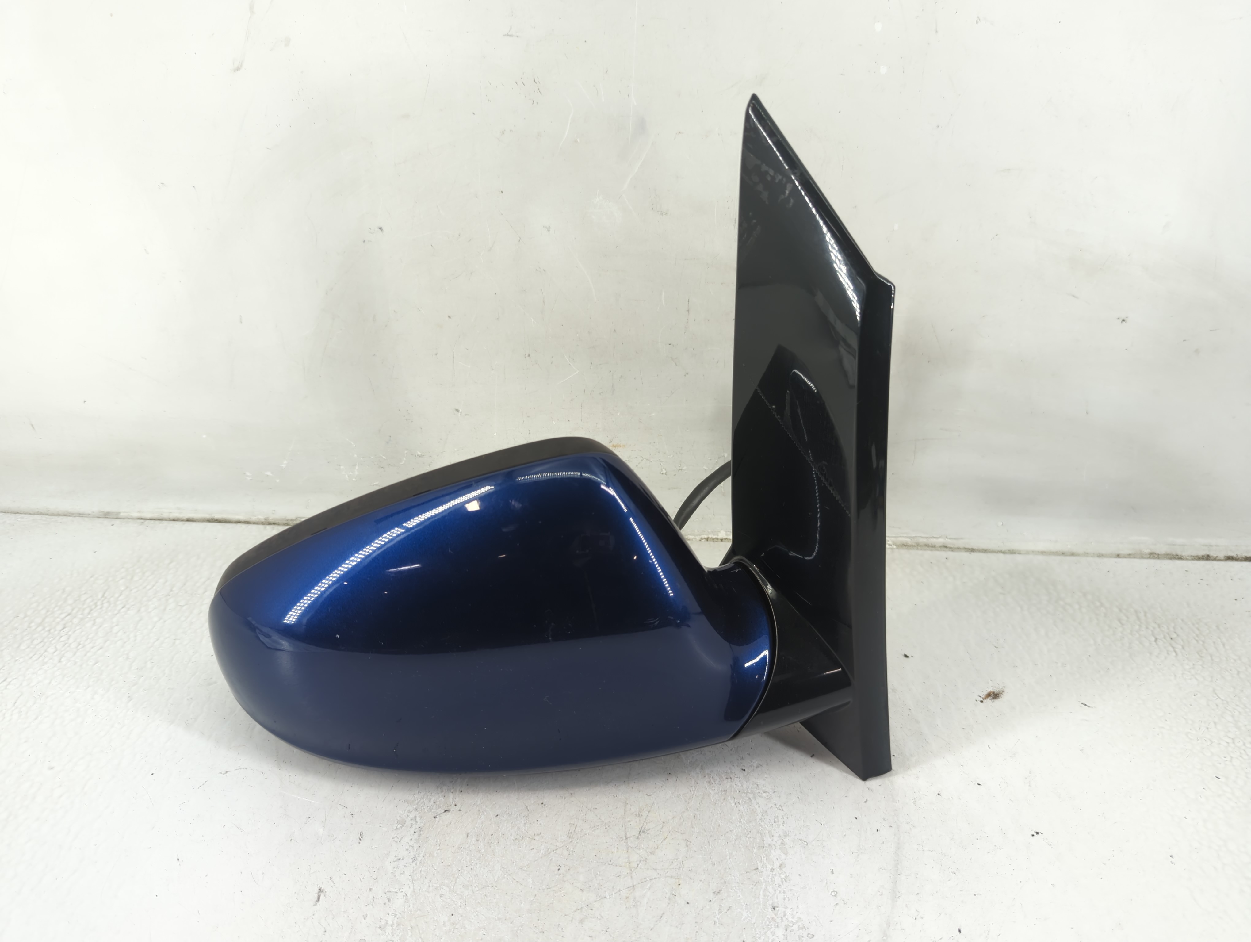 Picture of 2013-2017 Buick Verano Passenger Right Side View Power Door Mirror Blue 1189162