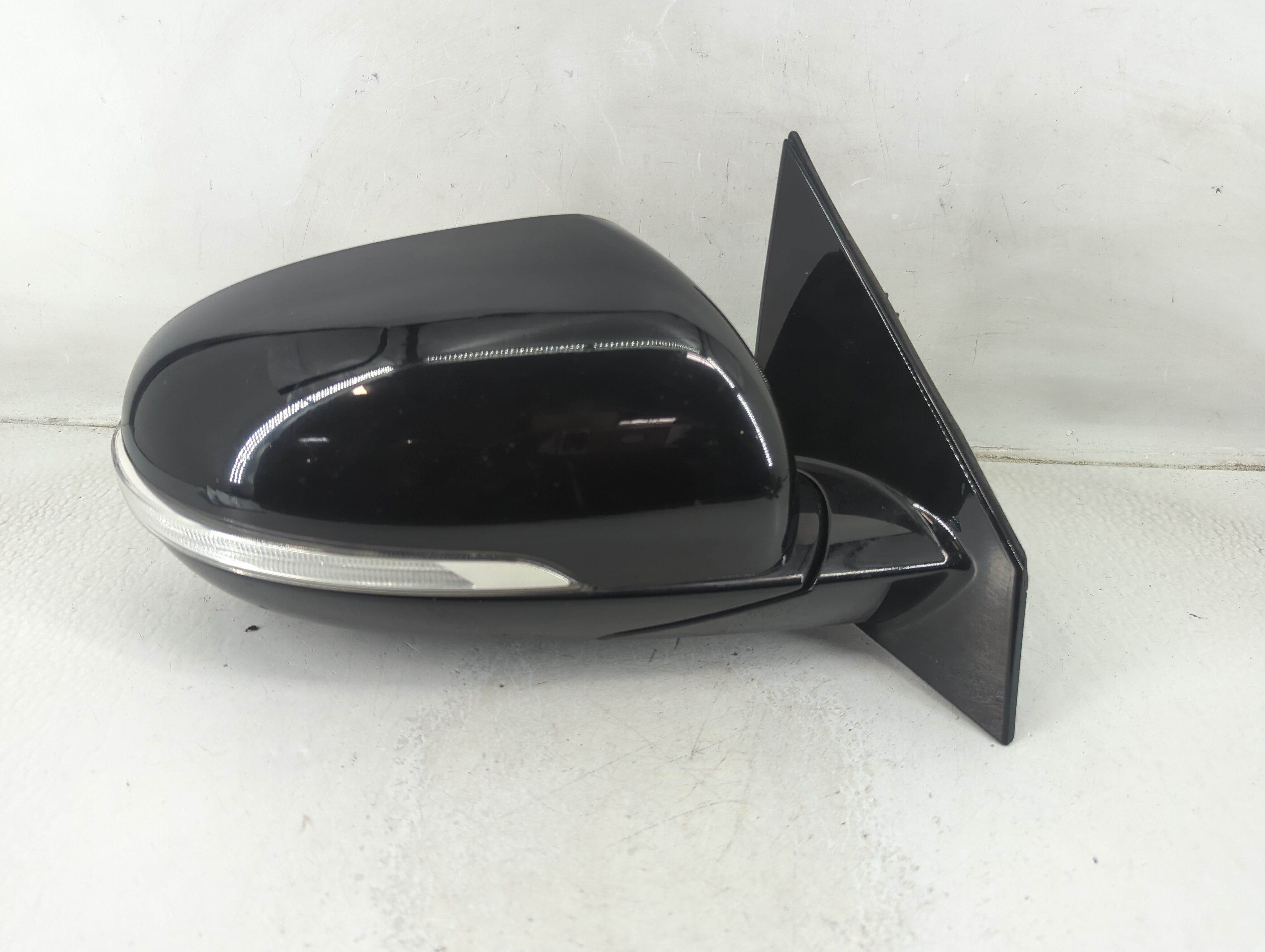 Picture of 2016-2020 Kia Sorento Passenger Right Side View Power Door Mirror Black 1189176