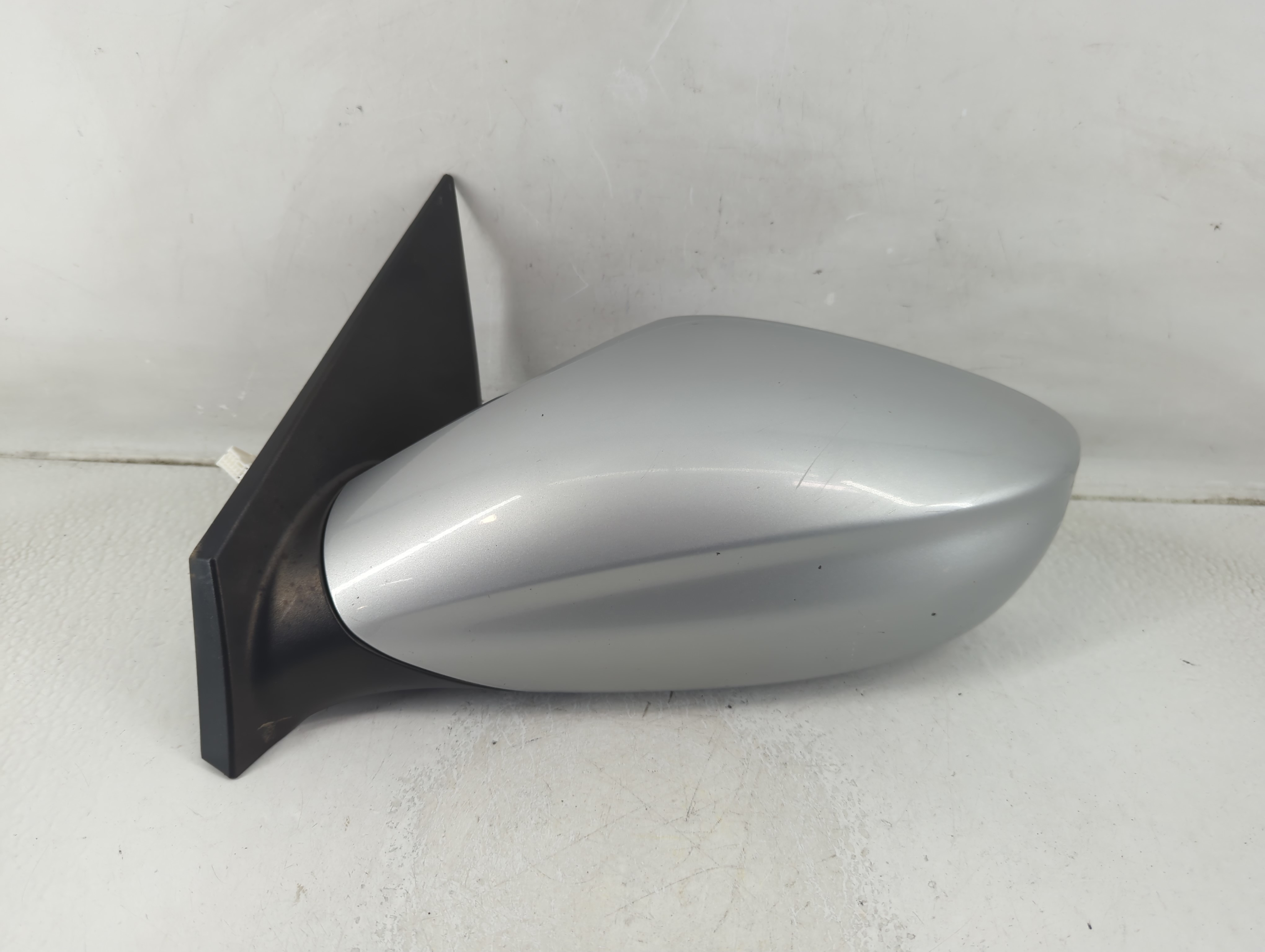 Picture of 2011-2014 Hyundai Sonata Driver Left Side View Power Door Mirror Silver 1189181