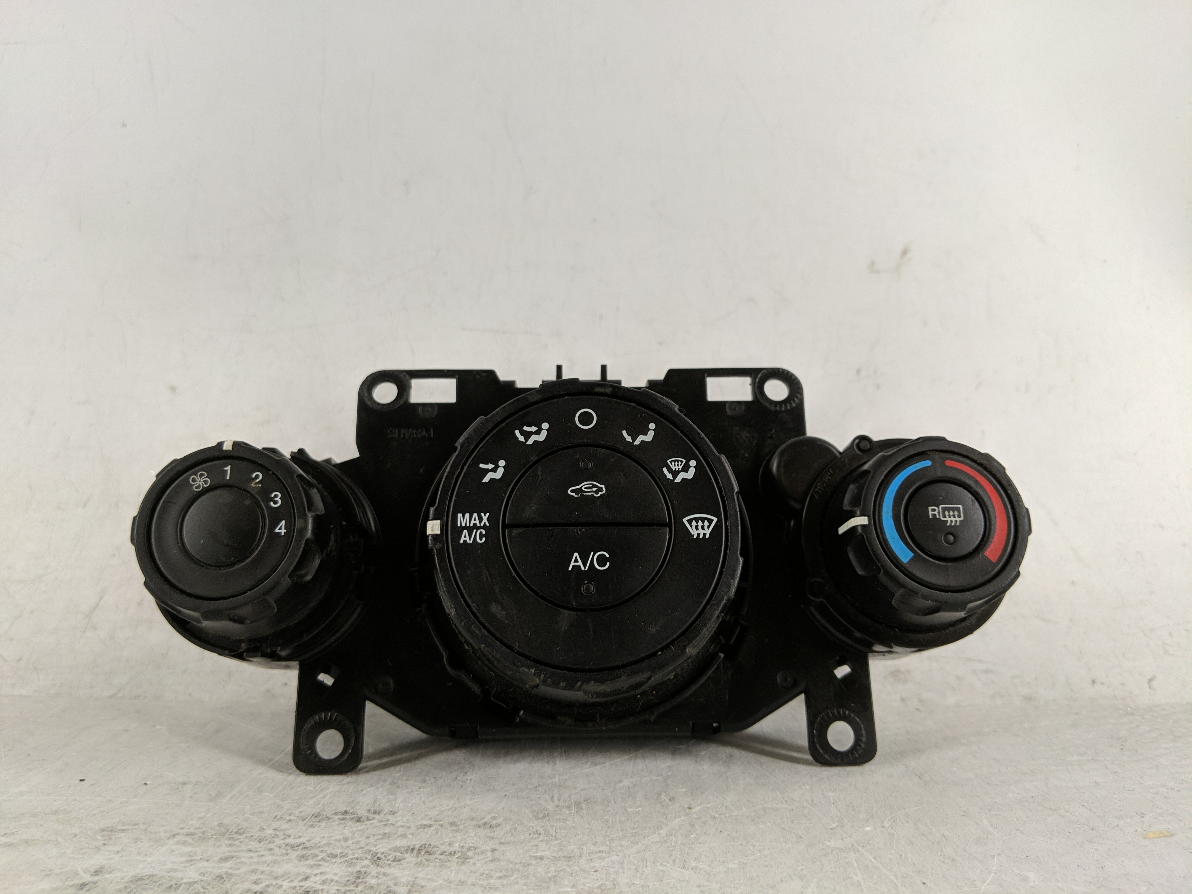 Picture of 2011-2013 Ford Fiesta Ac Heater Climate Control Ae83 19980 Ae 1189190