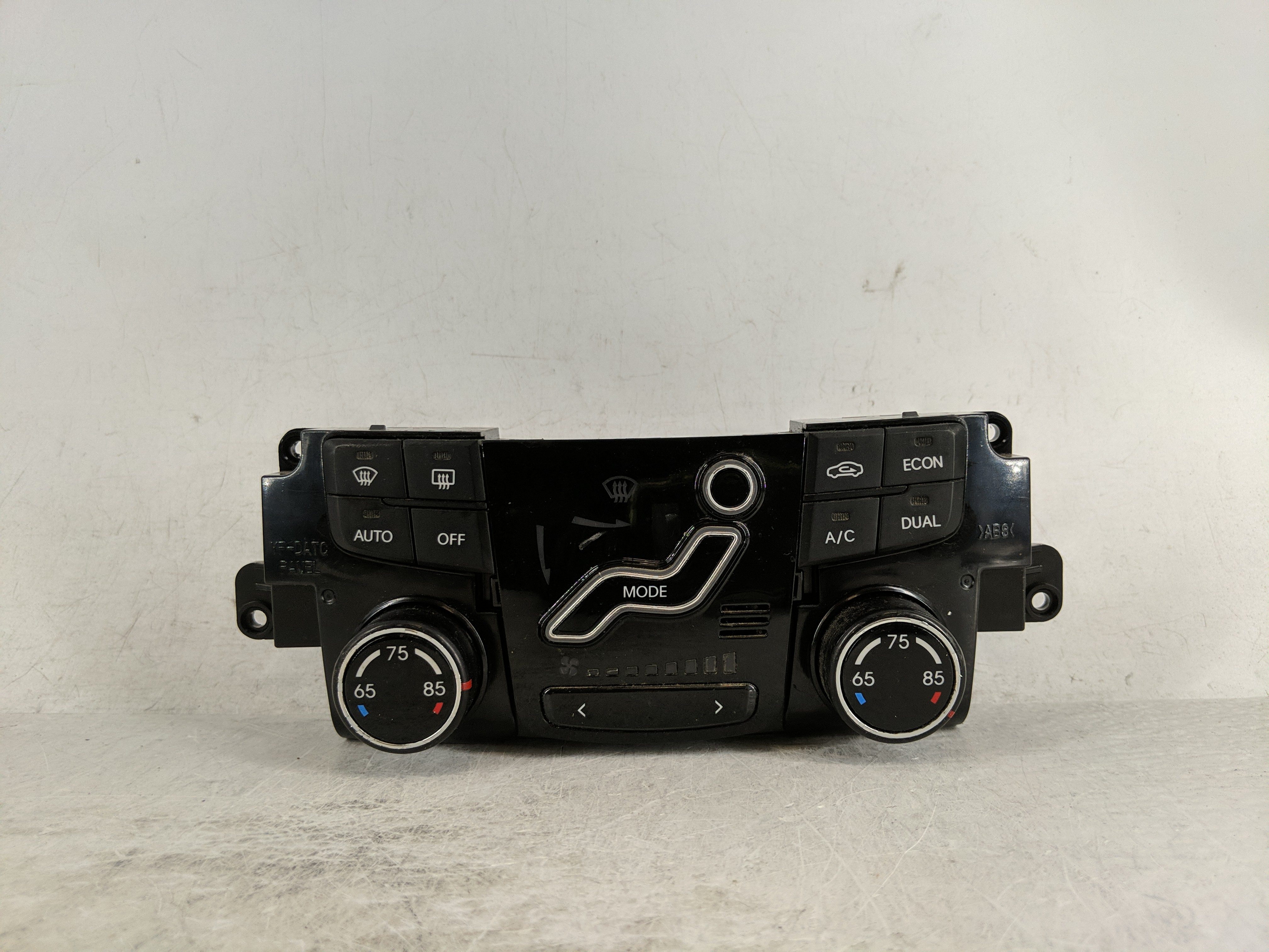 Picture of 2011-2013 Hyundai Sonata Ac Heater Climate Control 1189194