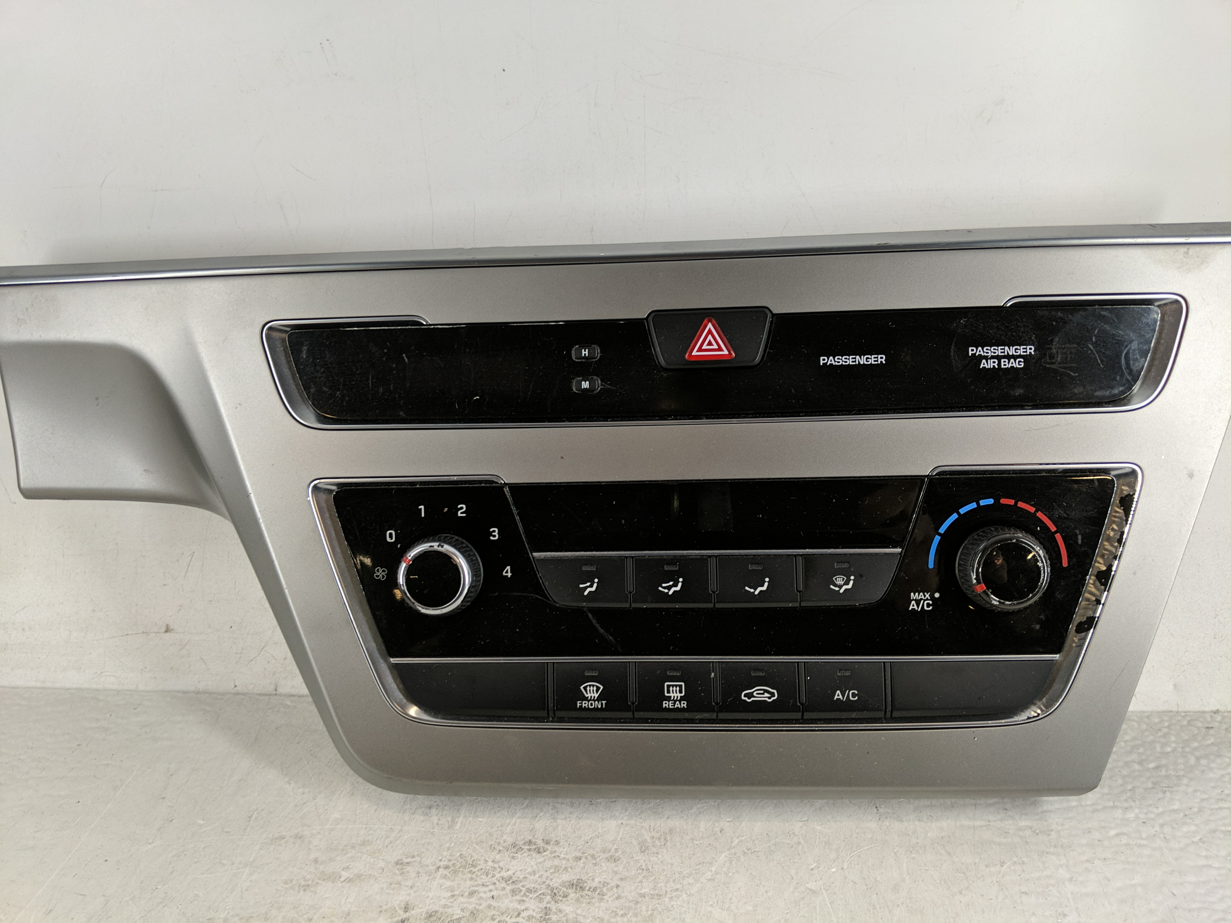 Picture of 2015-2017 Hyundai Sonata Ac Heater Climate Control Tn237000-68901h 1189195