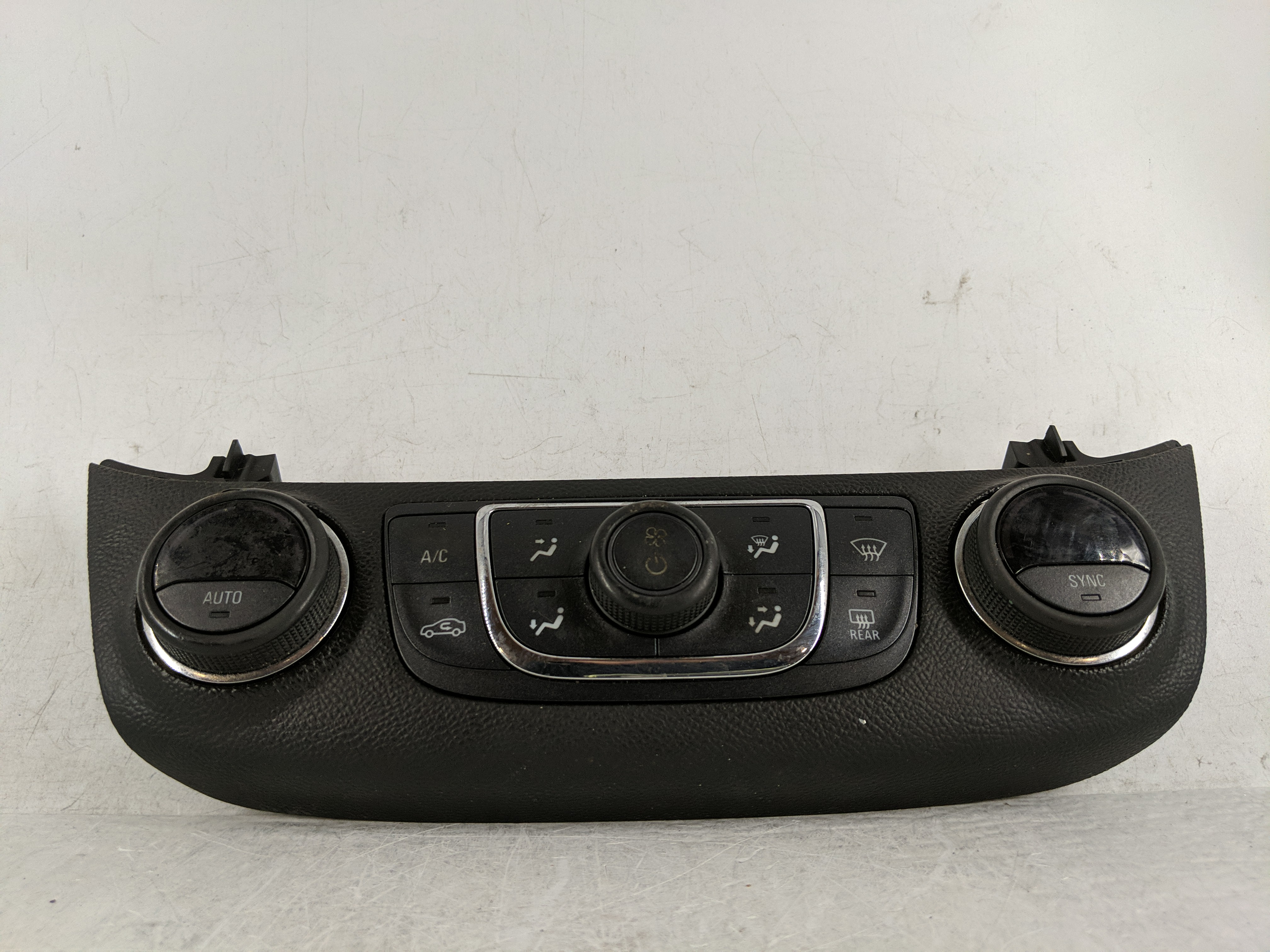 Picture of 2014-2020 Chevrolet Impala Ac Heater Roof Climate Control 84429867 1189199