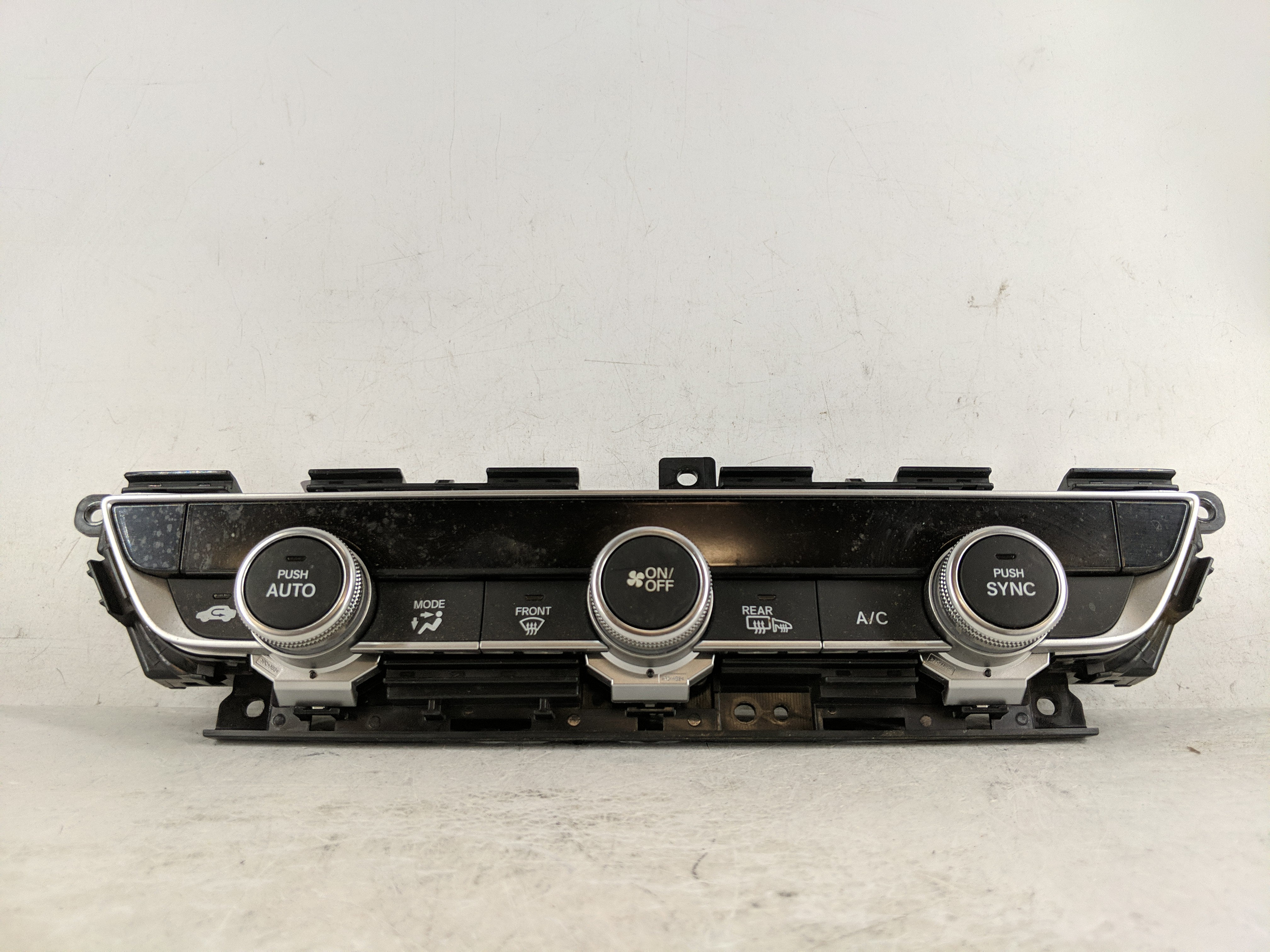 Picture of 2018-2022 Honda Accord Ac Heater Climate Control 79610tvaa317m1 1189209