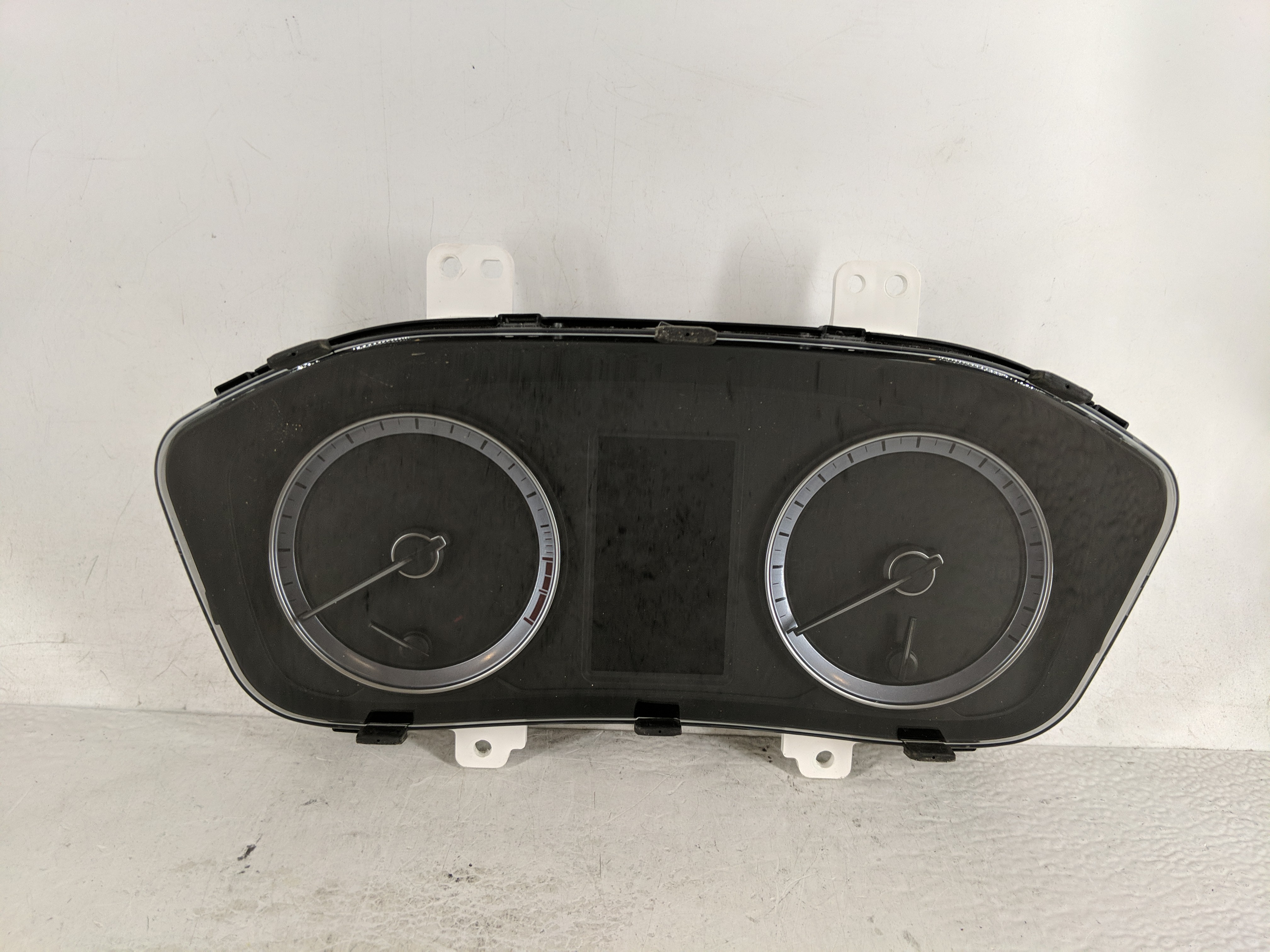 2018-2018 Hyundai Sonata Speedometer Instrument Cluster Gauges 1189222 - Oemusedautoparts1.com