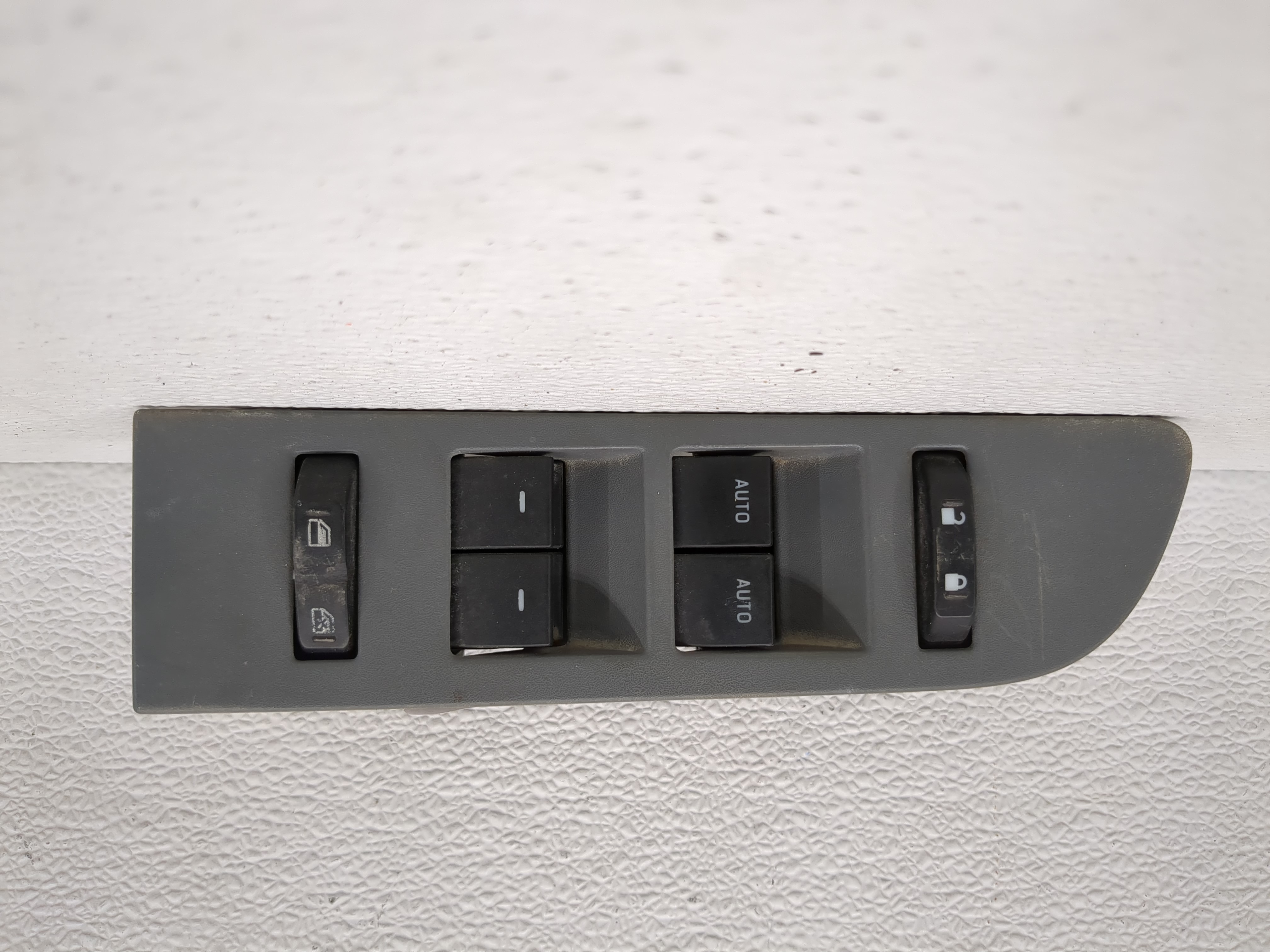 2010-2014 Ford F-150 Driver Left Door Master Power Window Switch 1189225 - Oemusedautoparts1.com