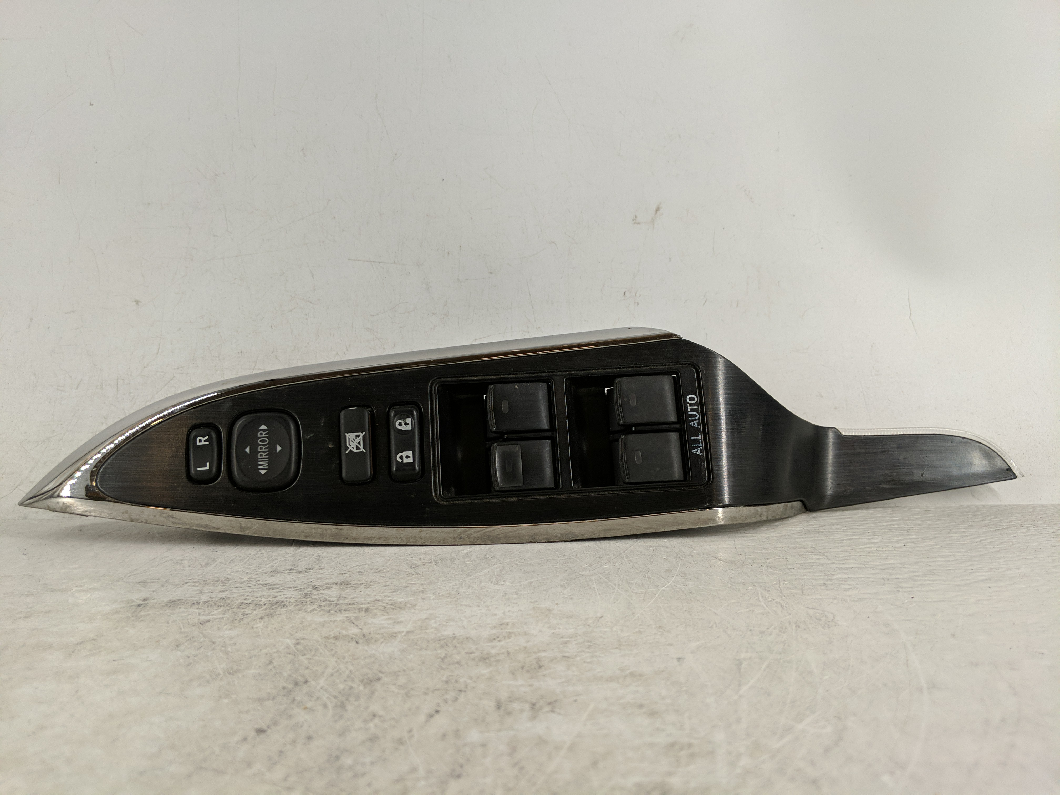 Picture of 2013-2018 Toyota Avalon Driver Left Door Master Power Window Switch 1189303