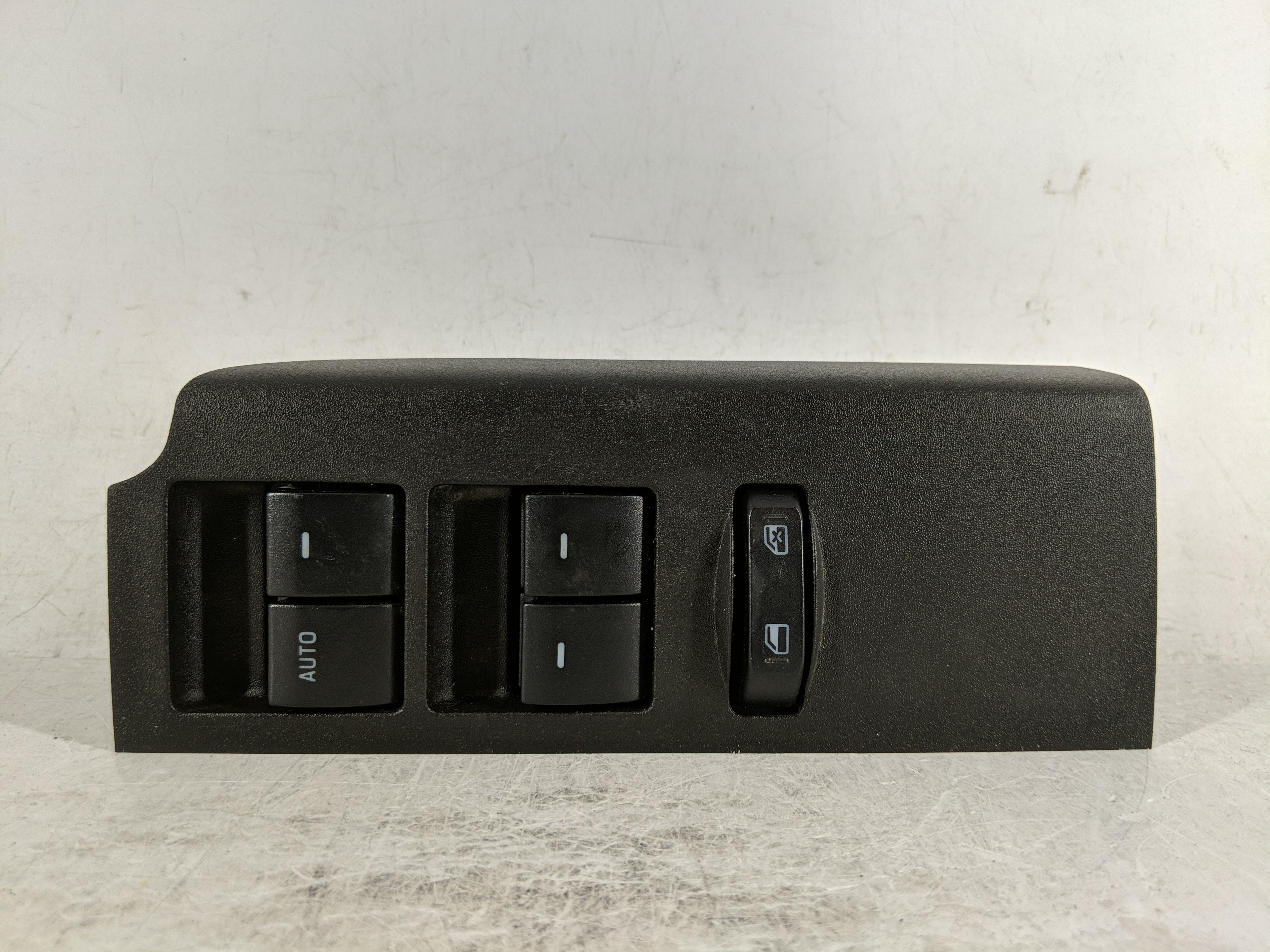 Picture of 2008-2011 Ford Focus Driver Left Door Master Power Window Switch 1189329