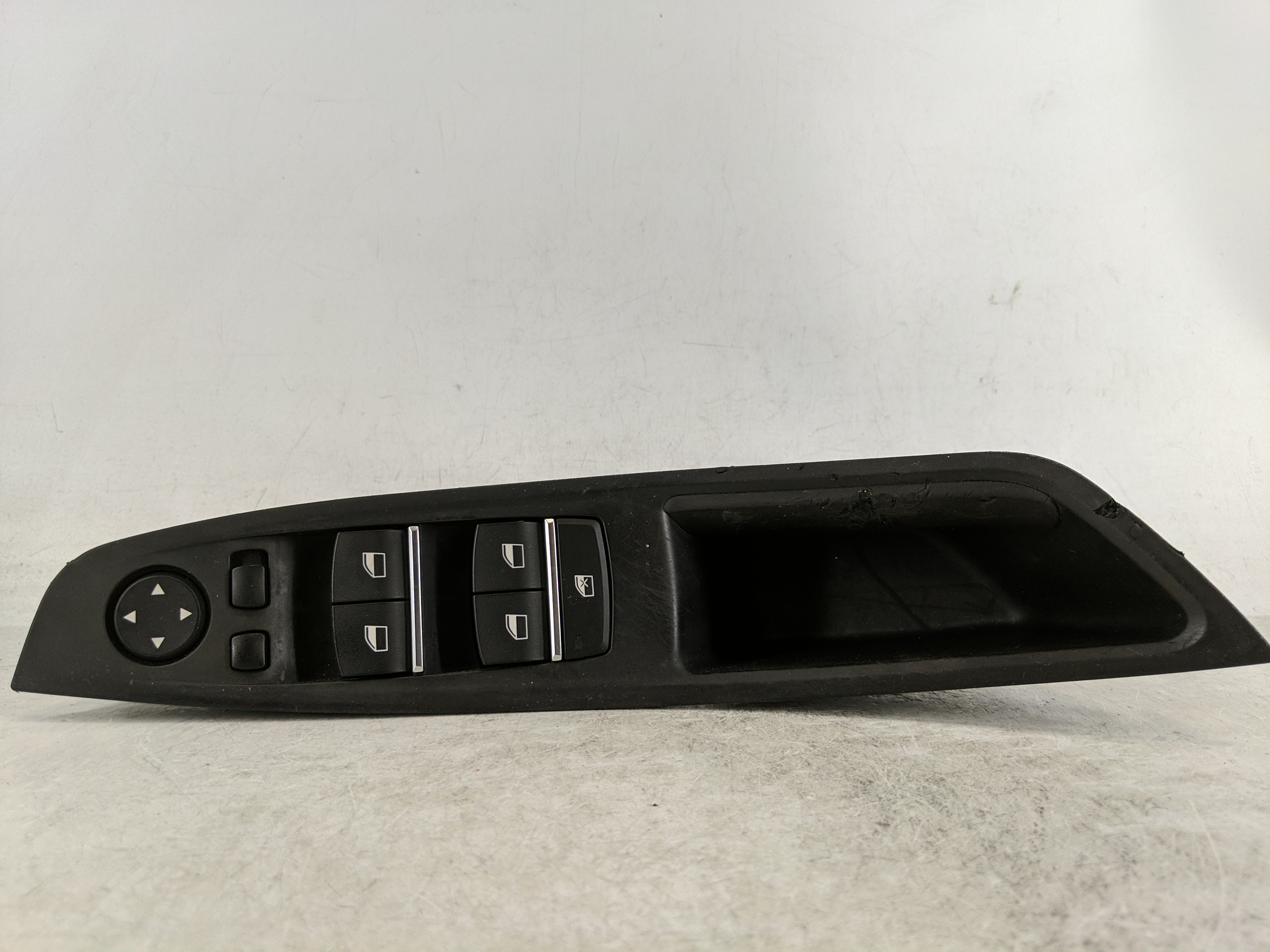 Picture of 2011-2016 Bmw 528i Driver Left Door Master Power Window Switch 1189343