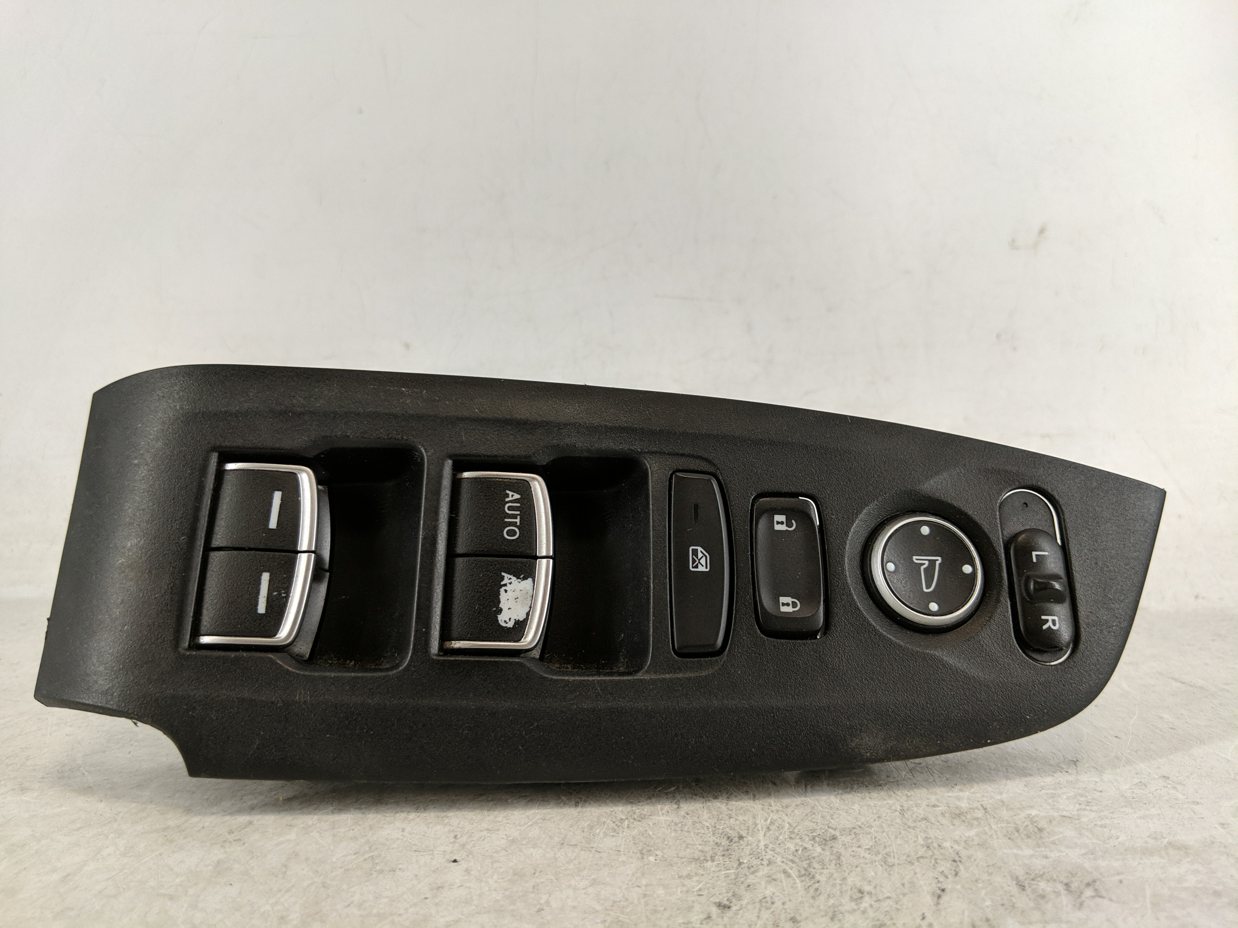 Picture of 2018-2022 Honda Accord Driver Left Door Master Power Window Switch 24716 1189347