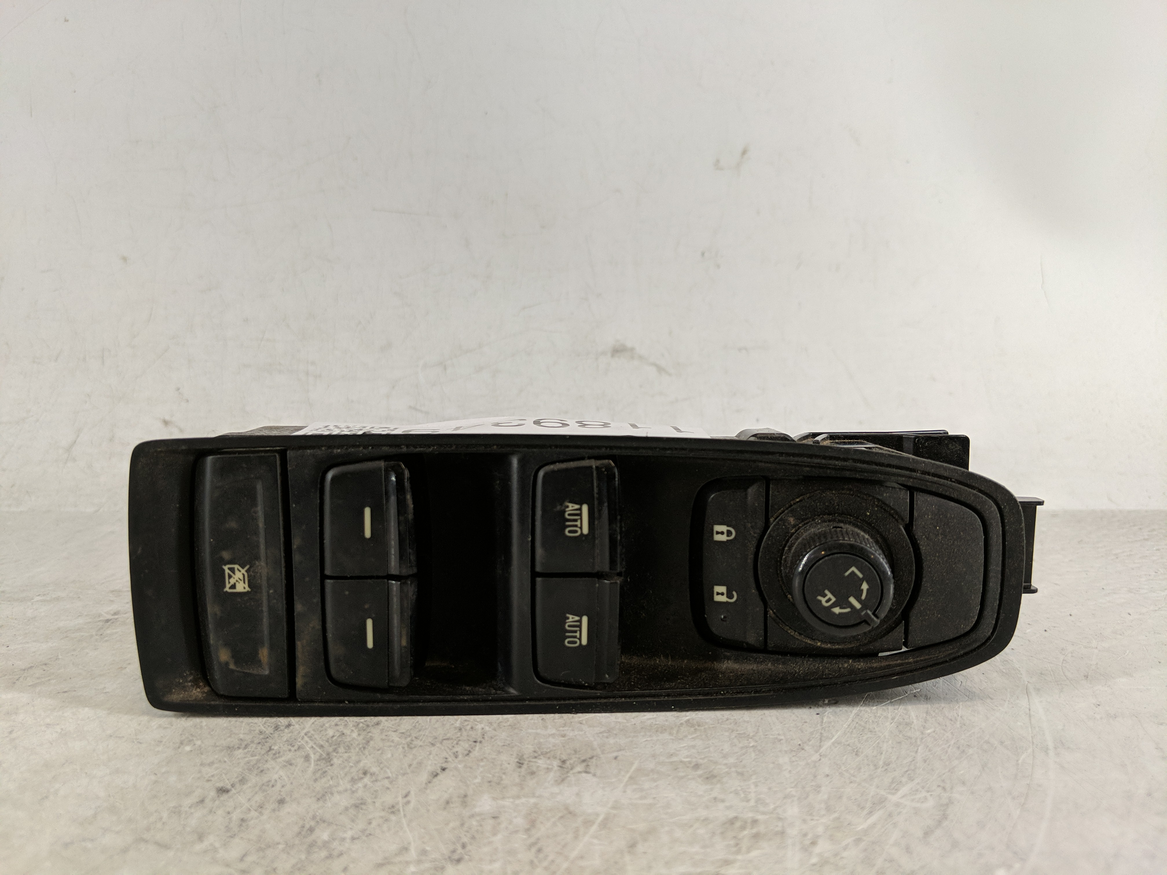 Picture of 2017-2022 Subaru Impreza Driver Left Door Master Power Window Switch 1189349