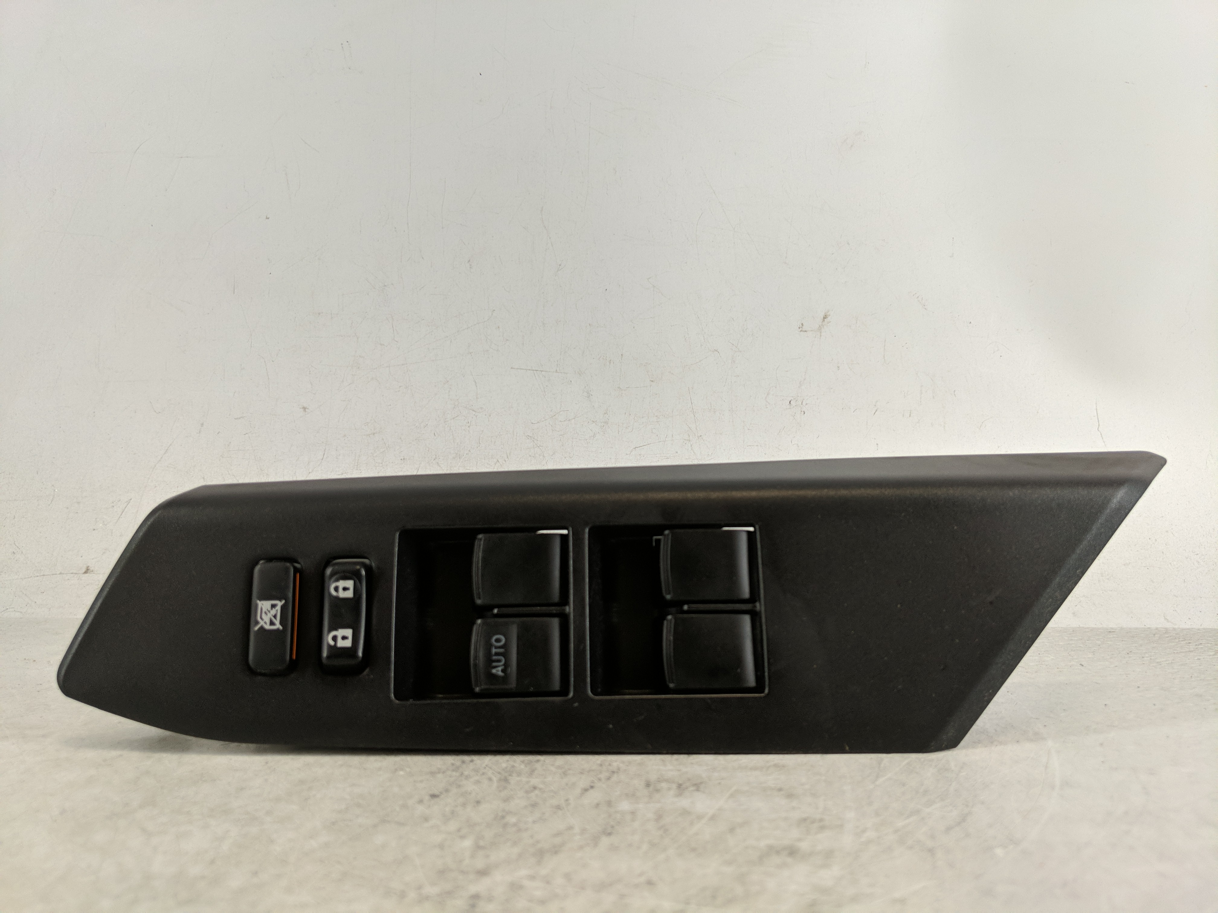 Picture of 2013-2018 Toyota Rav4 Driver Left Door Master Power Window Switch 1189353