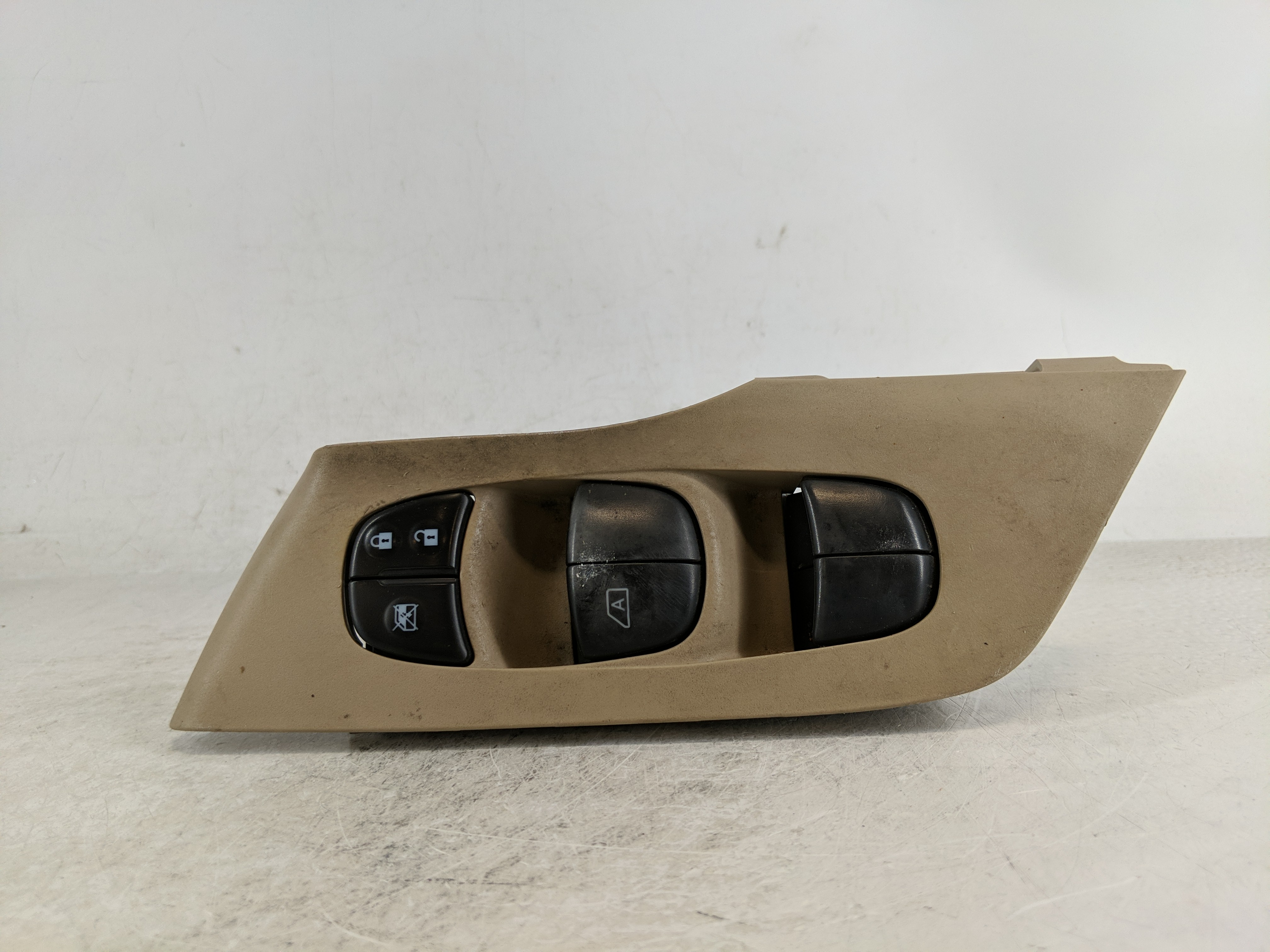 Picture of 2013-2018 Nissan Altima Driver Left Door Master Power Window Switch 1189371