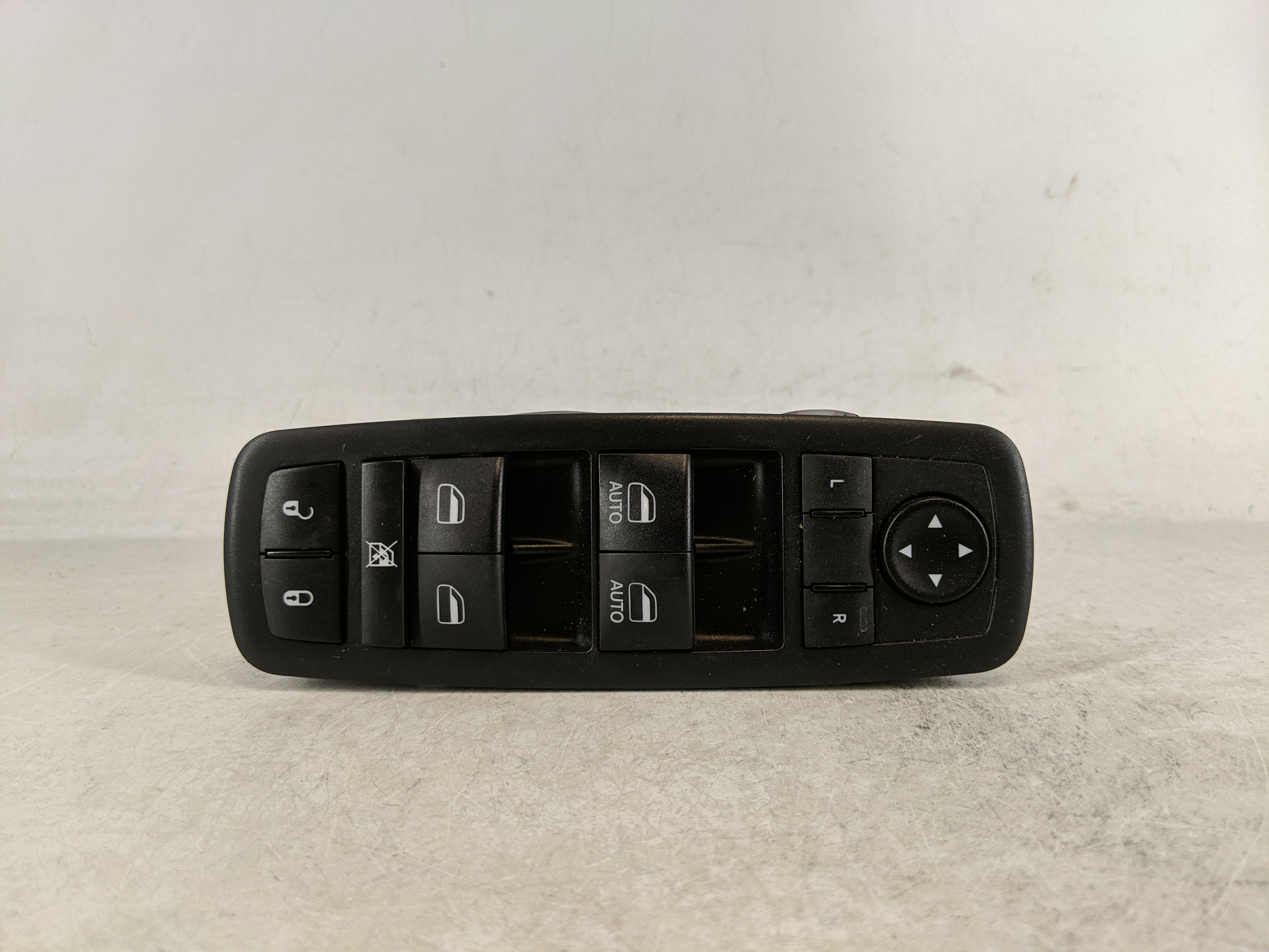Picture of 2015-2019 Chrysler 300 Driver Left Door Master Power Window Switch 1189387