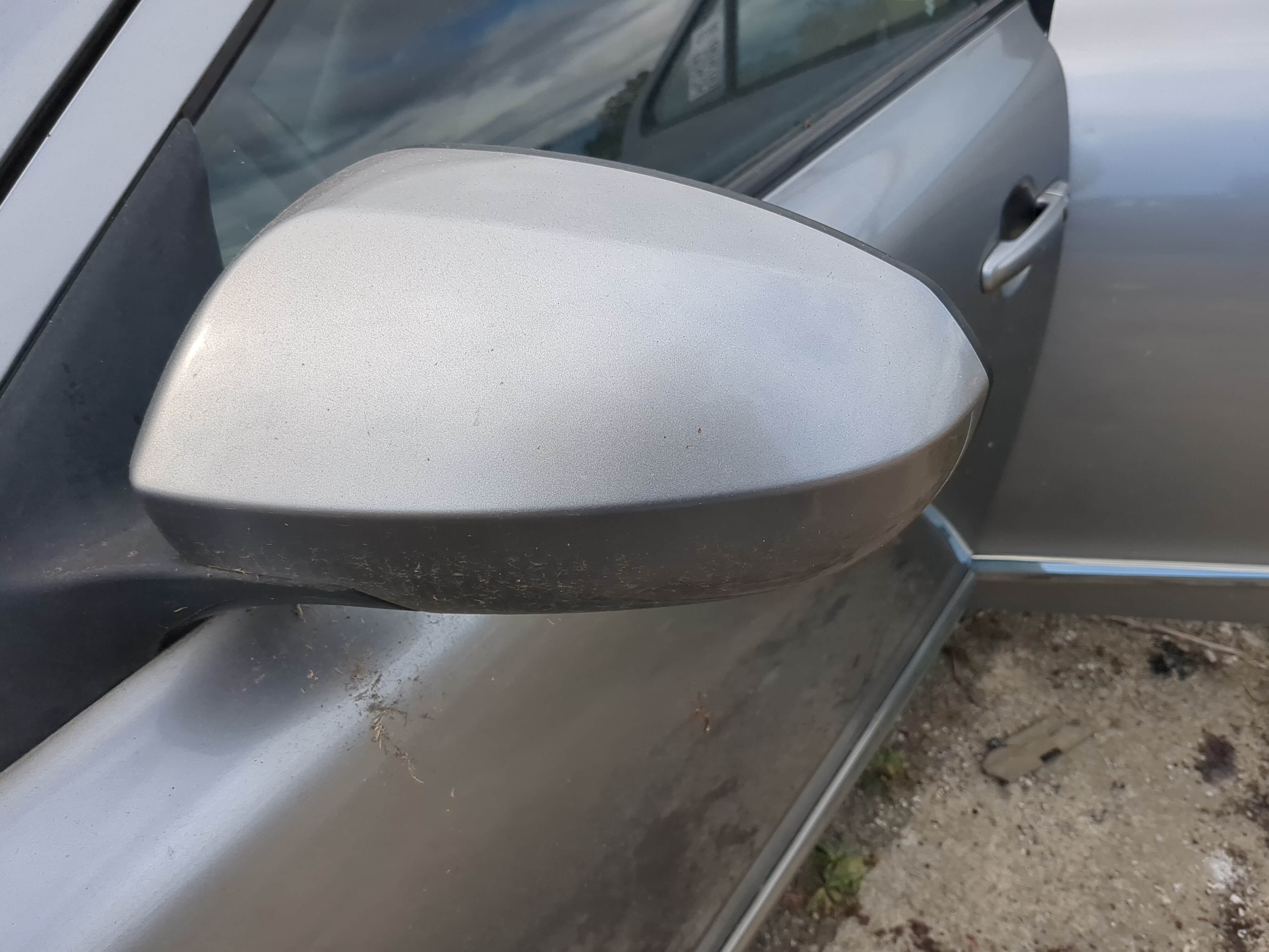 2010-2013 Suzuki Kizashi Driver Left Side View Power Door Mirror 1189540 - Oemusedautoparts1.com