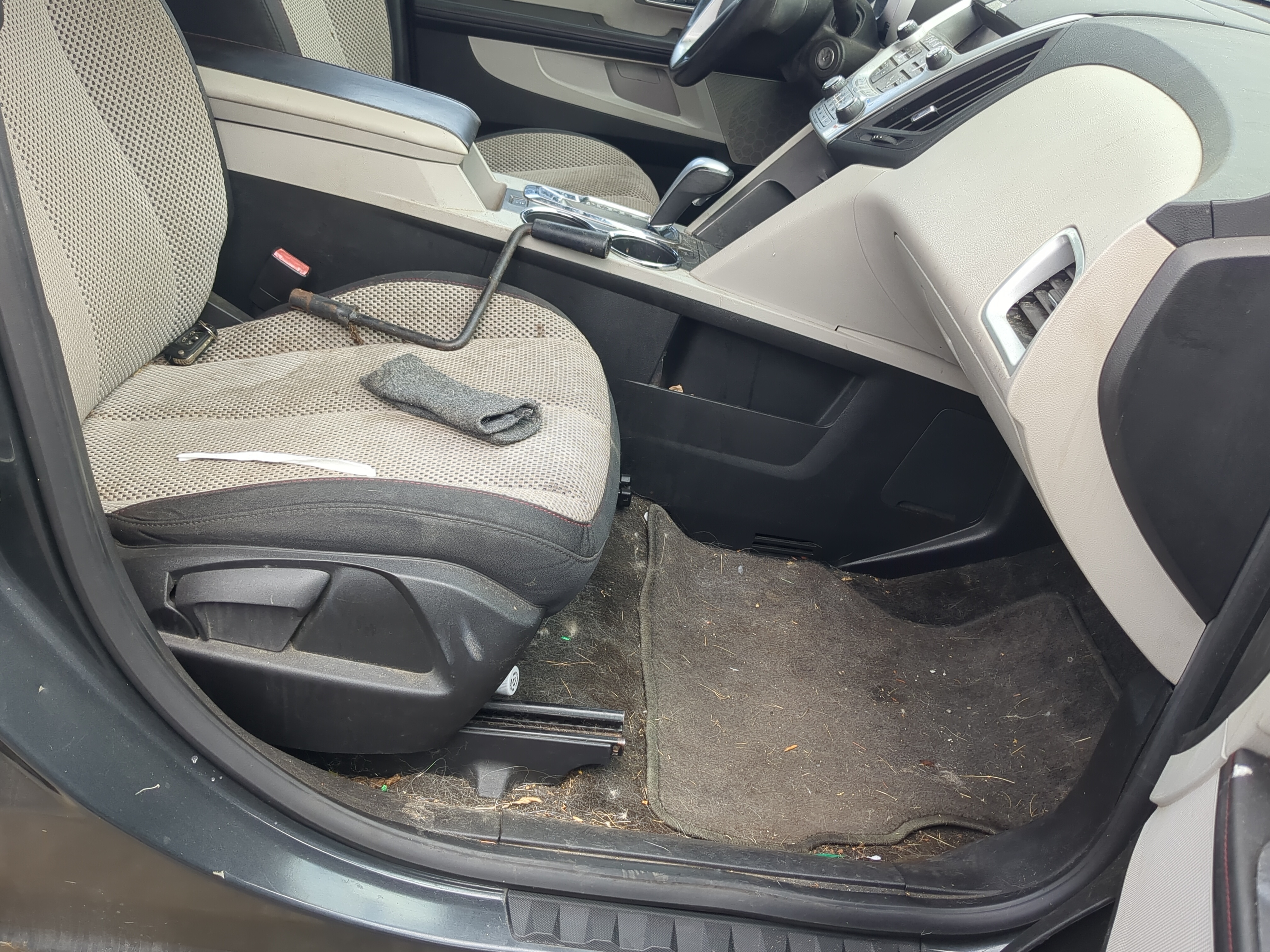 2010-2011 Chevrolet Equinox Passenger Front Seat Oem 1189760 - Oemusedautoparts1.com