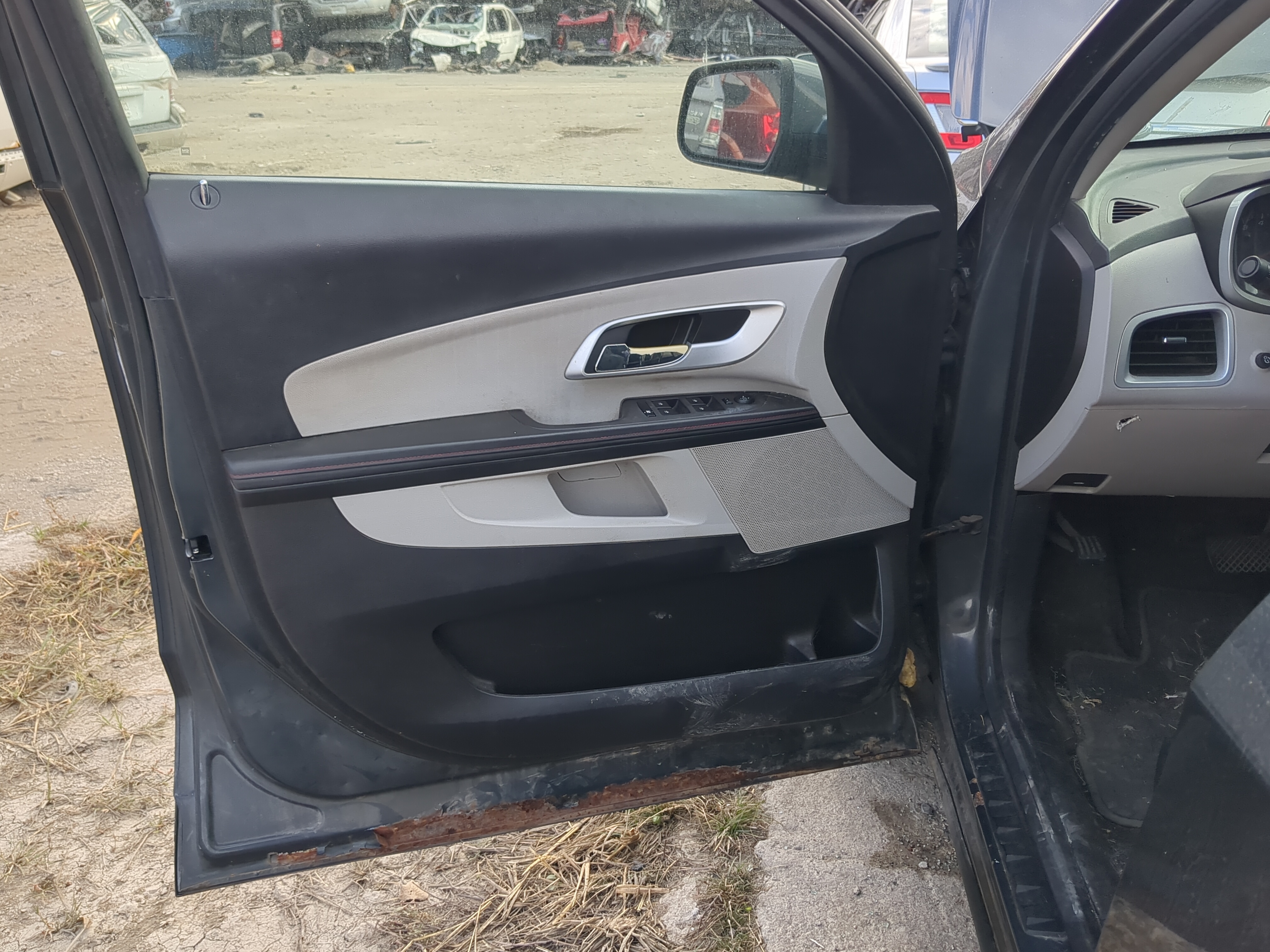 Picture of 2010 Chevrolet Equinox Front Left Driver Interior Door Panel Trim 1189766