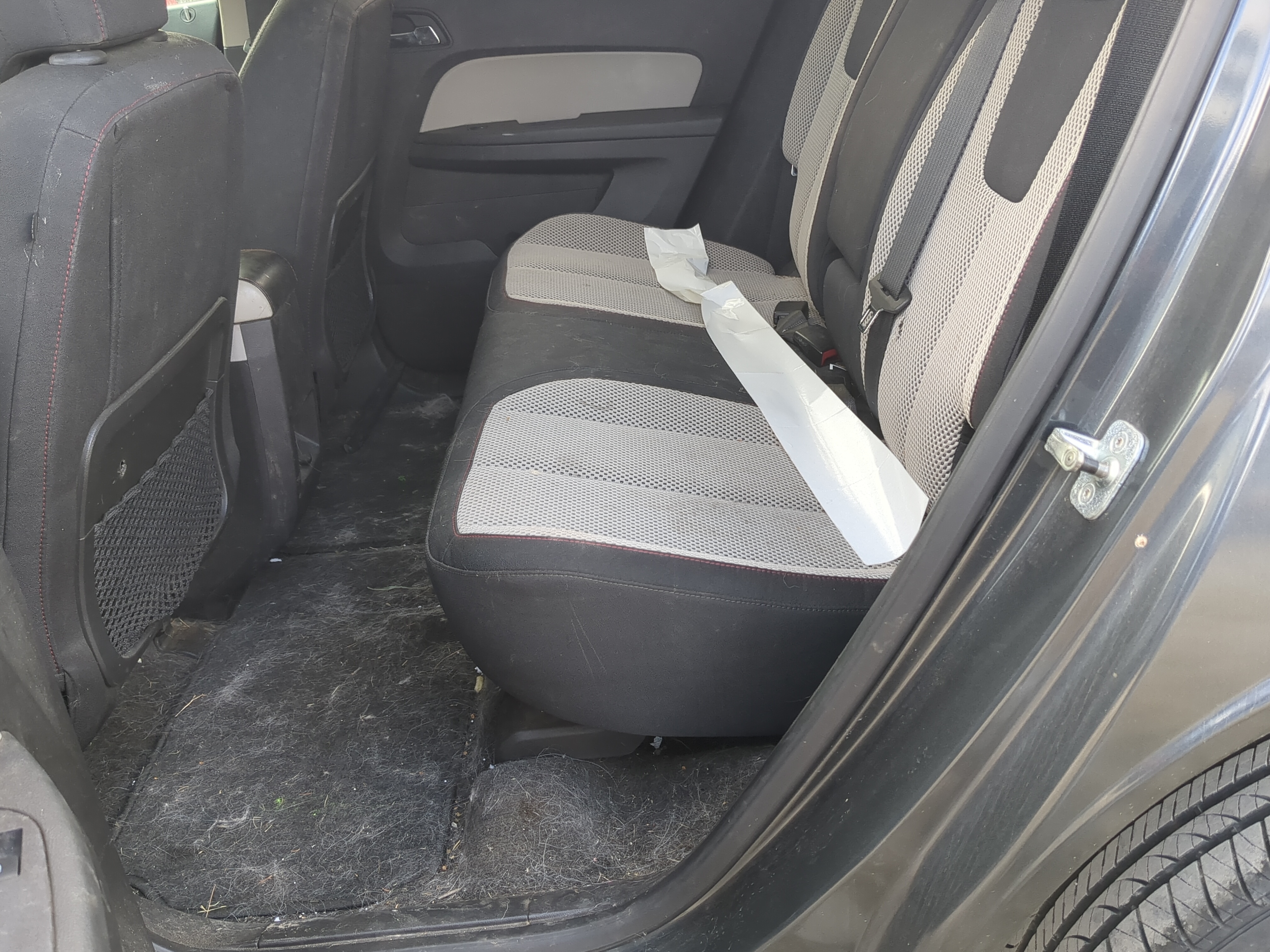 2010 Chevrolet Equinox Rear Seat Oem 1189779 - Oemusedautoparts1.com