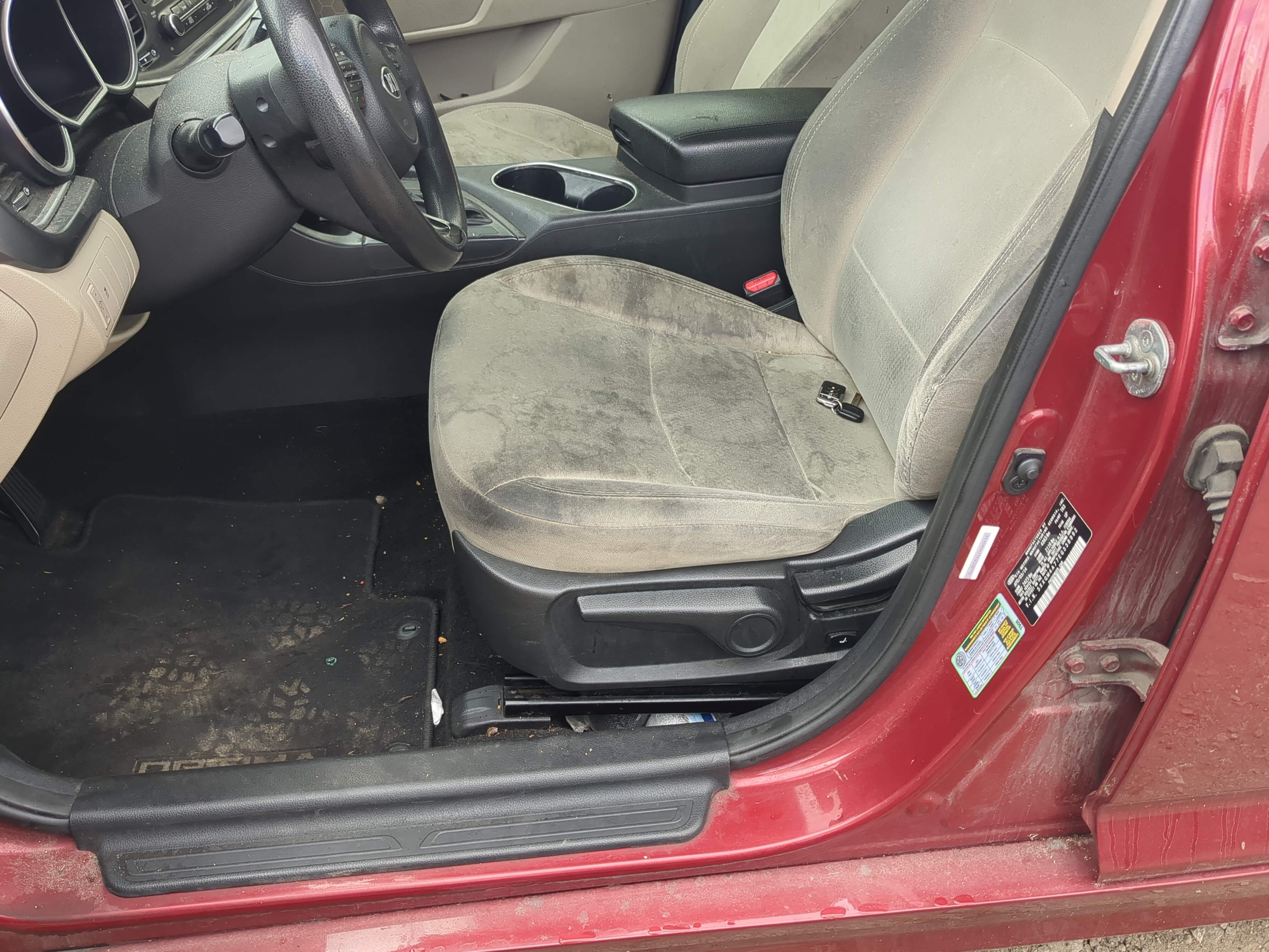 2014-2015 Kia Optima Driver Front Seat Oem 1189812 - Oemusedautoparts1.com