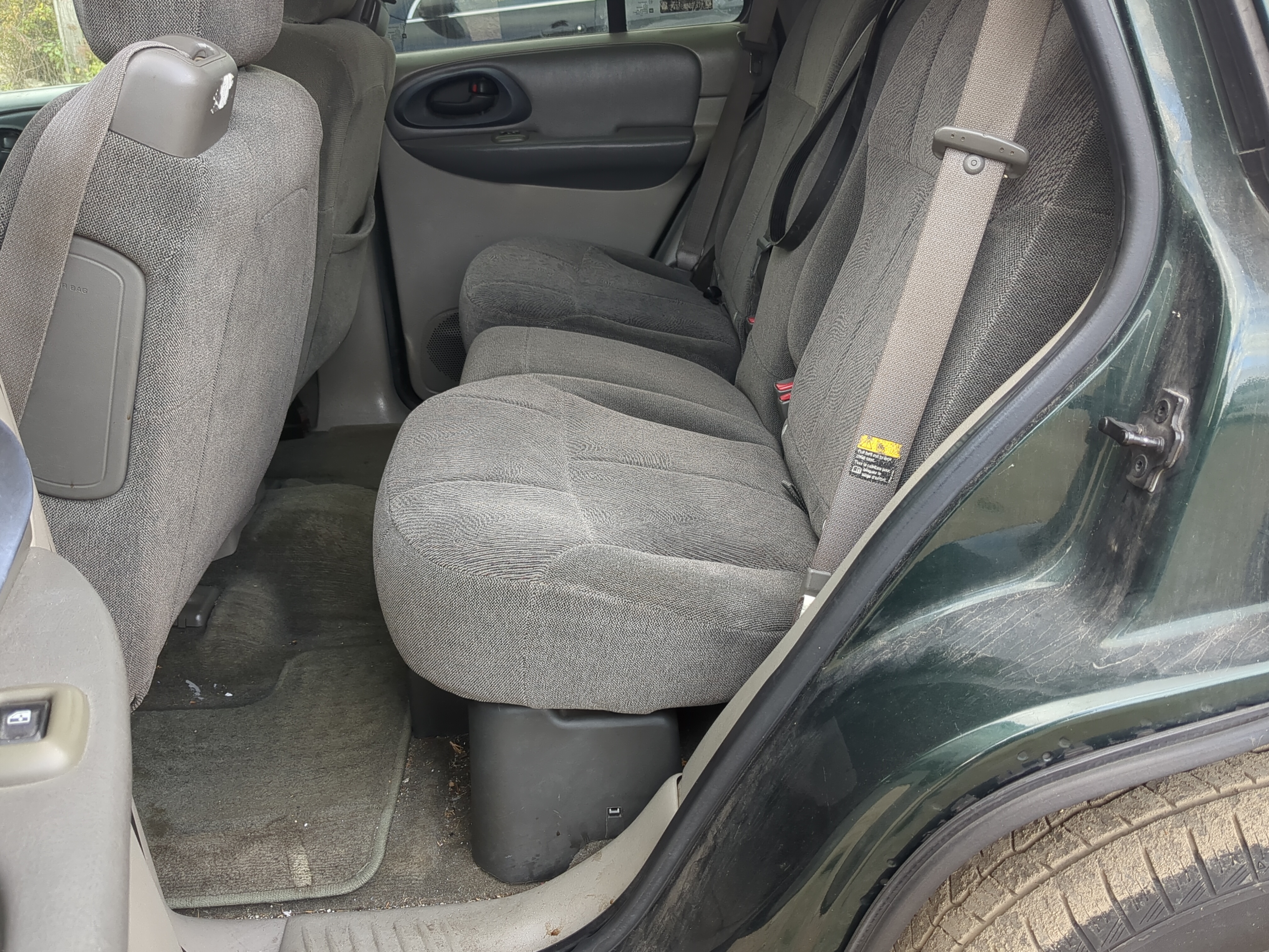 2004 Chevrolet Trailblazer Rear Seat Oem 1190136 - Oemusedautoparts1.com