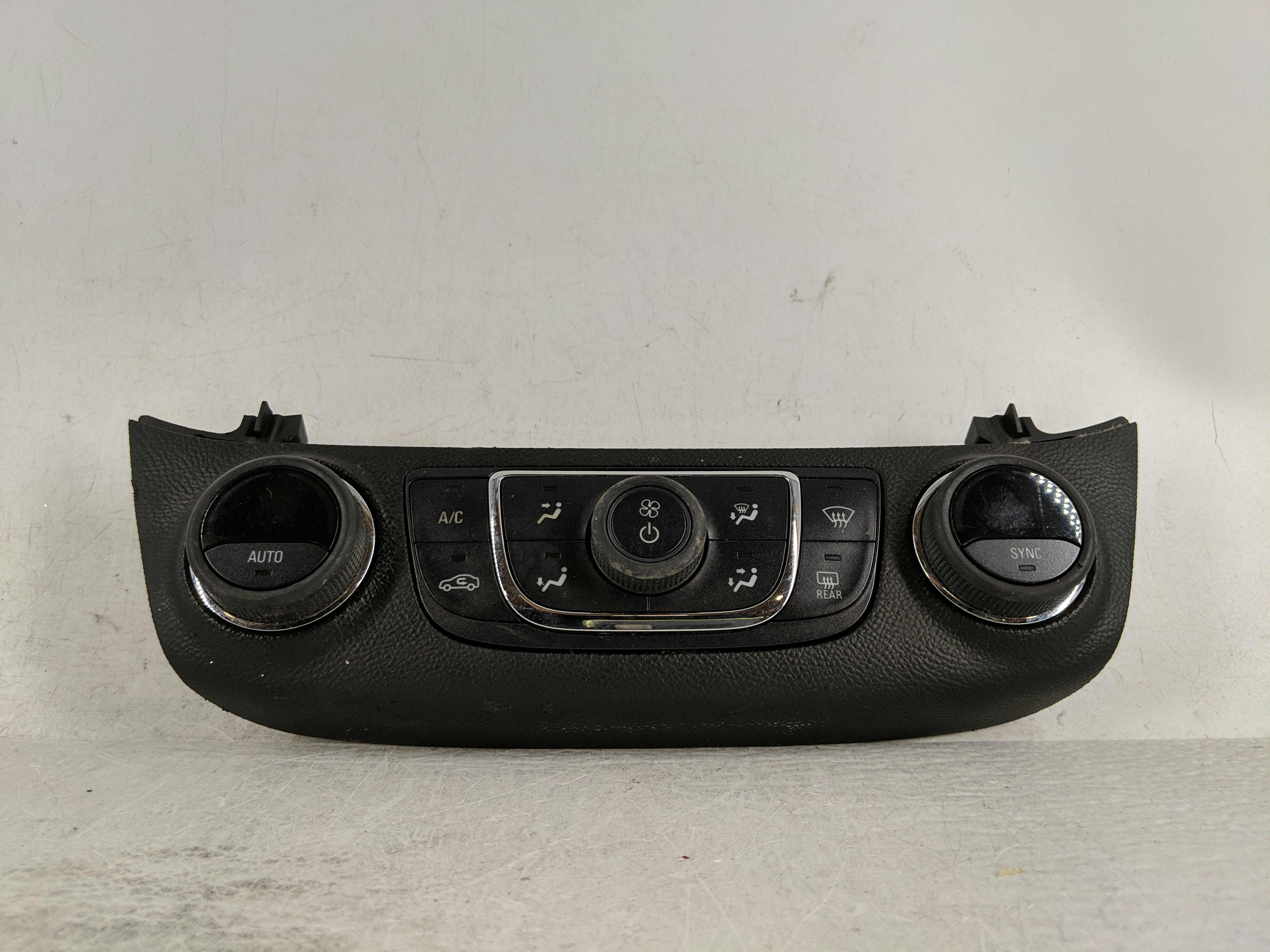 Picture of 2014-2020 Chevrolet Impala Ac Heater Climate Control 23453509 1190180