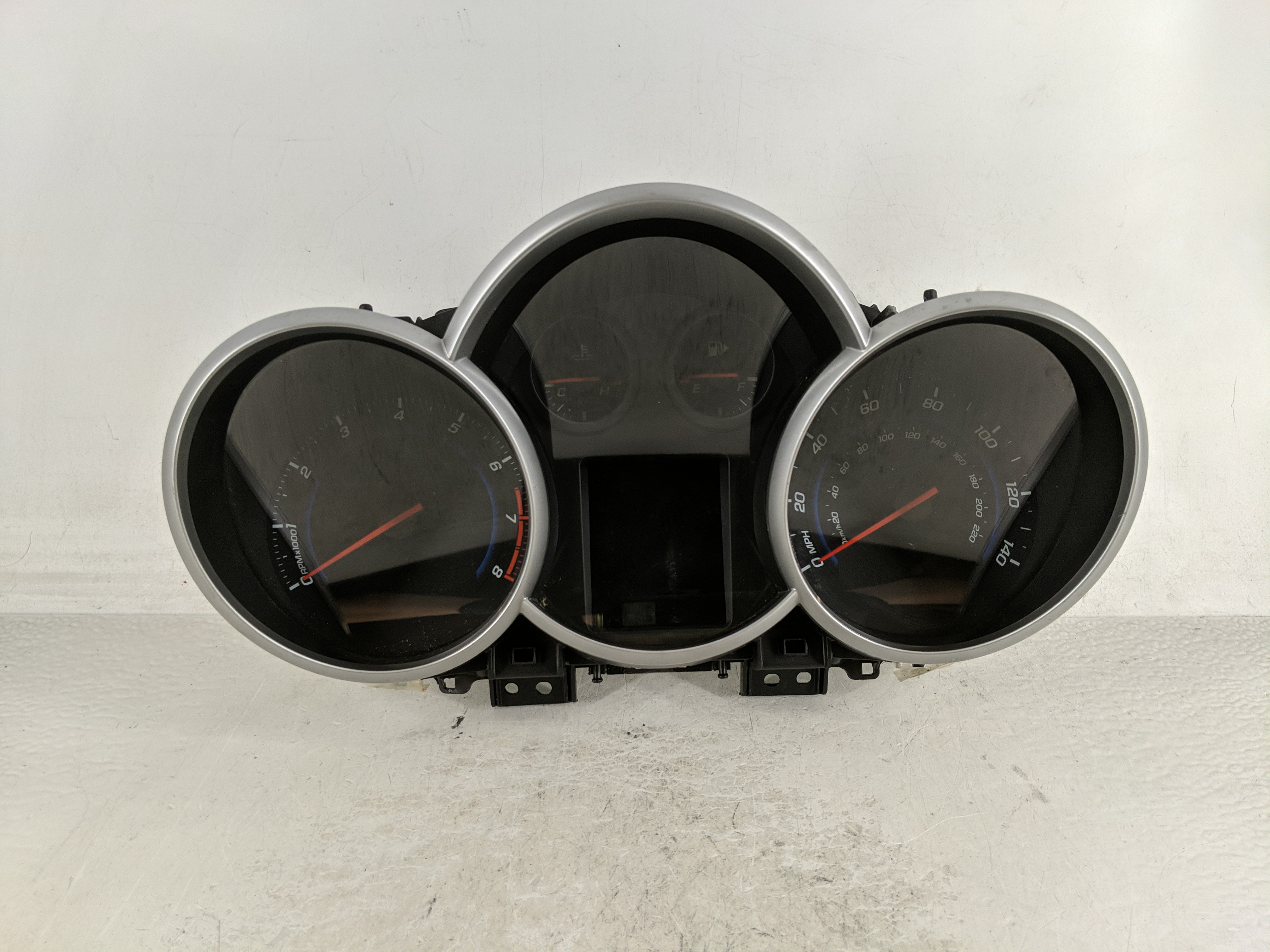 2013-2014 Chevrolet Cruze Speedometer Instrument Cluster Gauges 1190191 - Oemusedautoparts1.com