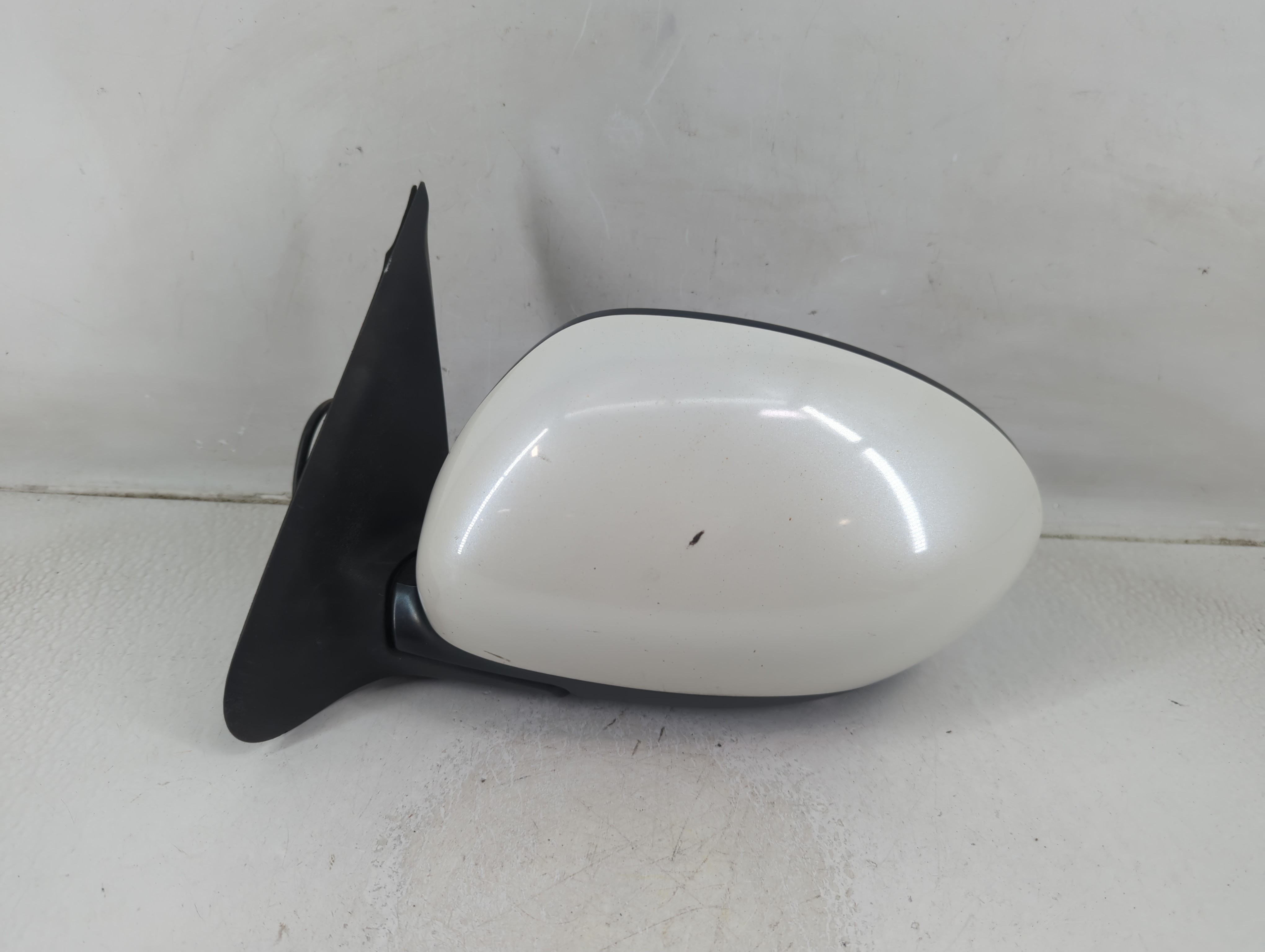 Picture of 2012-2014 Nissan Juke Driver Left Side View Power Door Mirror White 1190193